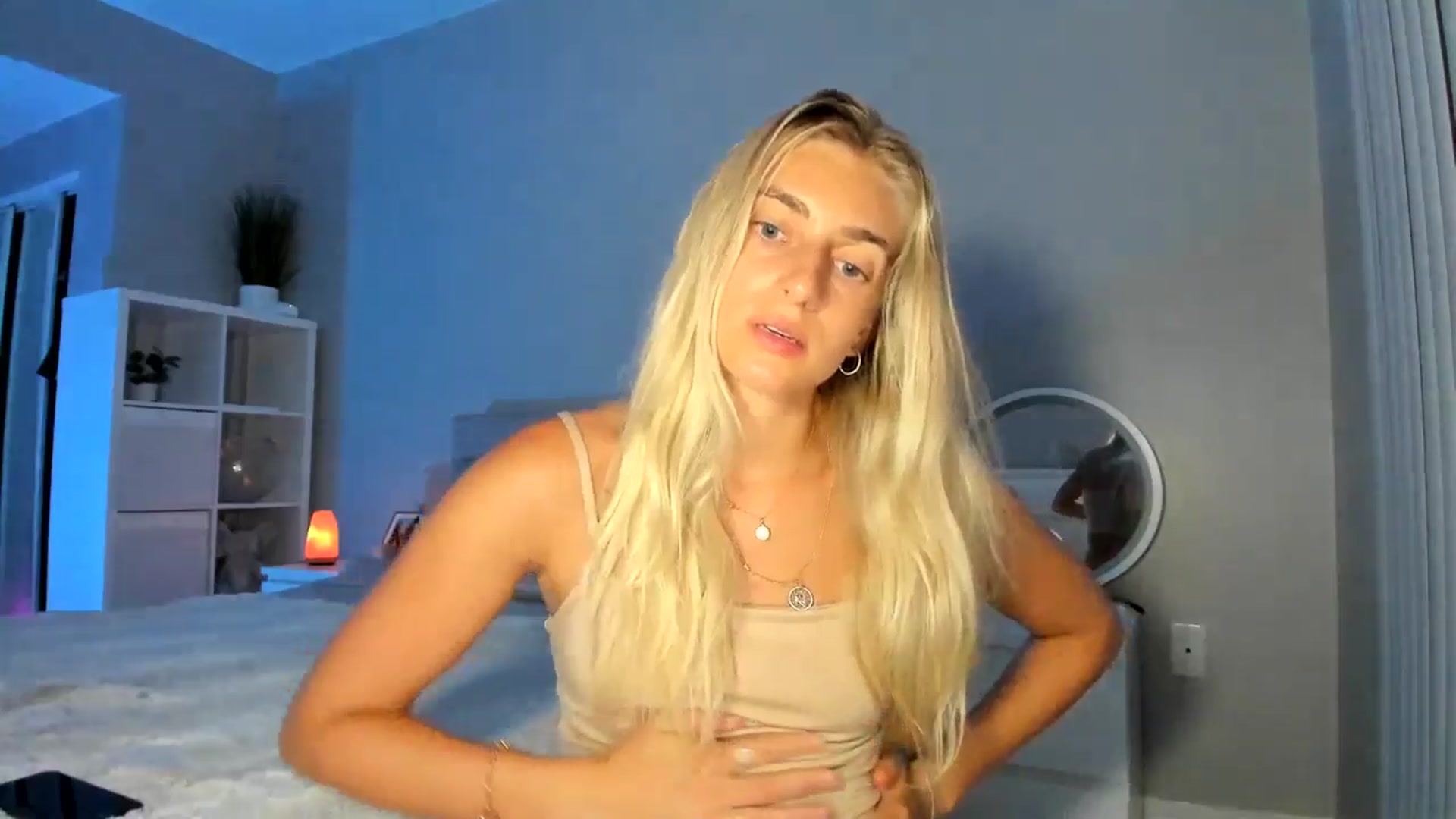 Gallery image thumbnail from Vodka_Queen's myfreecams stream on, 09/02/2025, 06:43 image 12 of 20