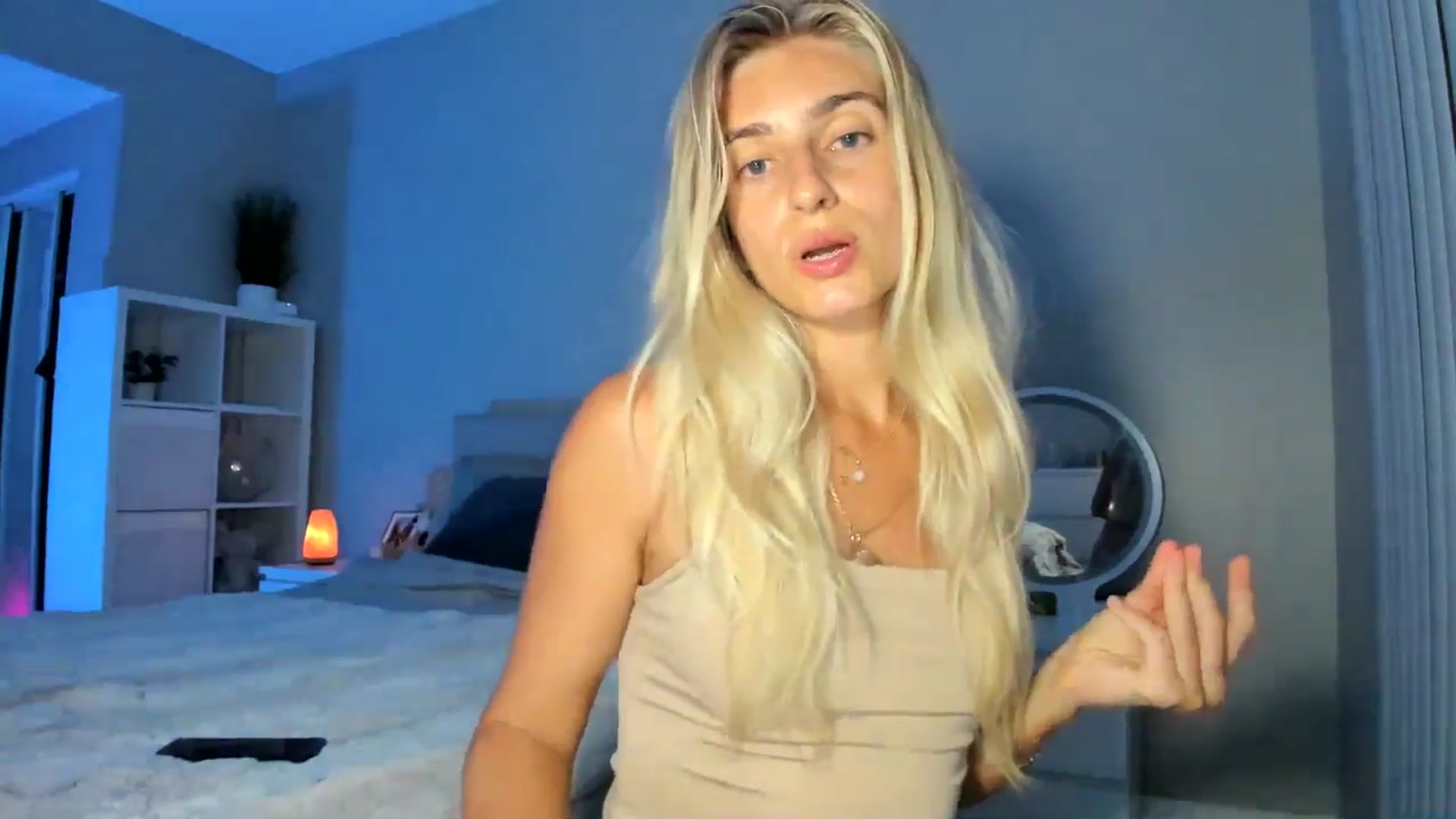 Gallery image thumbnail from Vodka_Queen's myfreecams stream on, 09/02/2025, 06:43 image 10 of 20