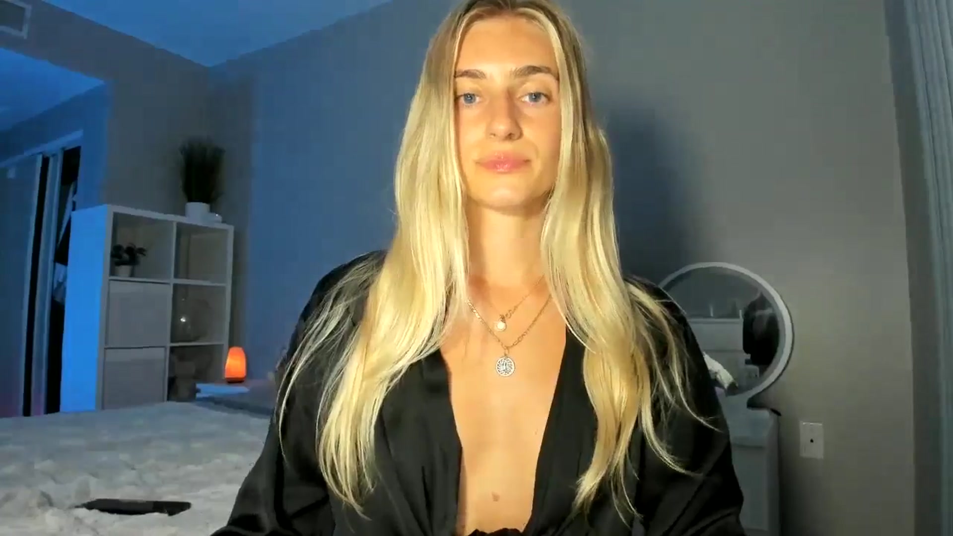 Gallery image thumbnail from Vodka_Queen's myfreecams stream on, 09/03/2025, 06:45 image 5 of 20