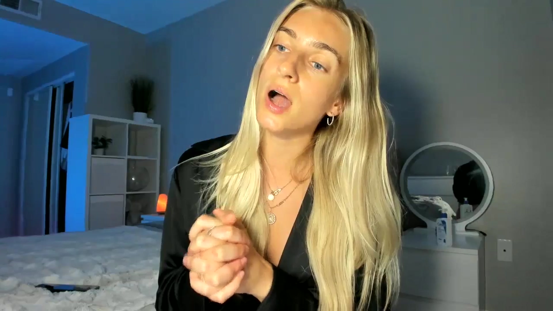 Gallery image thumbnail from Vodka_Queen's myfreecams stream on, 09/03/2025, 06:45 image 18 of 20