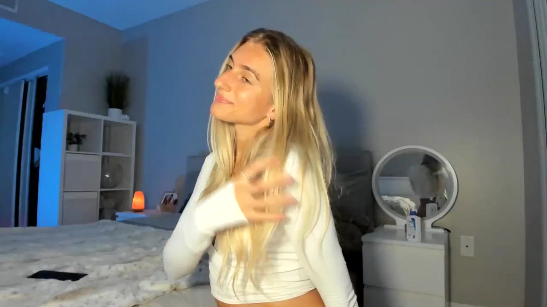 Gallery image thumbnail from Vodka_Queen's myfreecams stream on, 09/04/2025, 06:16 image 10 of 20