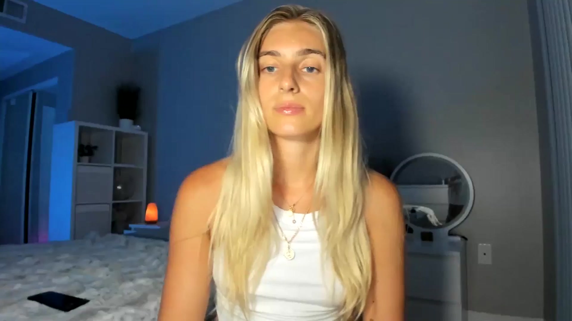 Gallery image thumbnail from Vodka_Queen's myfreecams stream on, 09/05/2025, 05:56 image 17 of 20