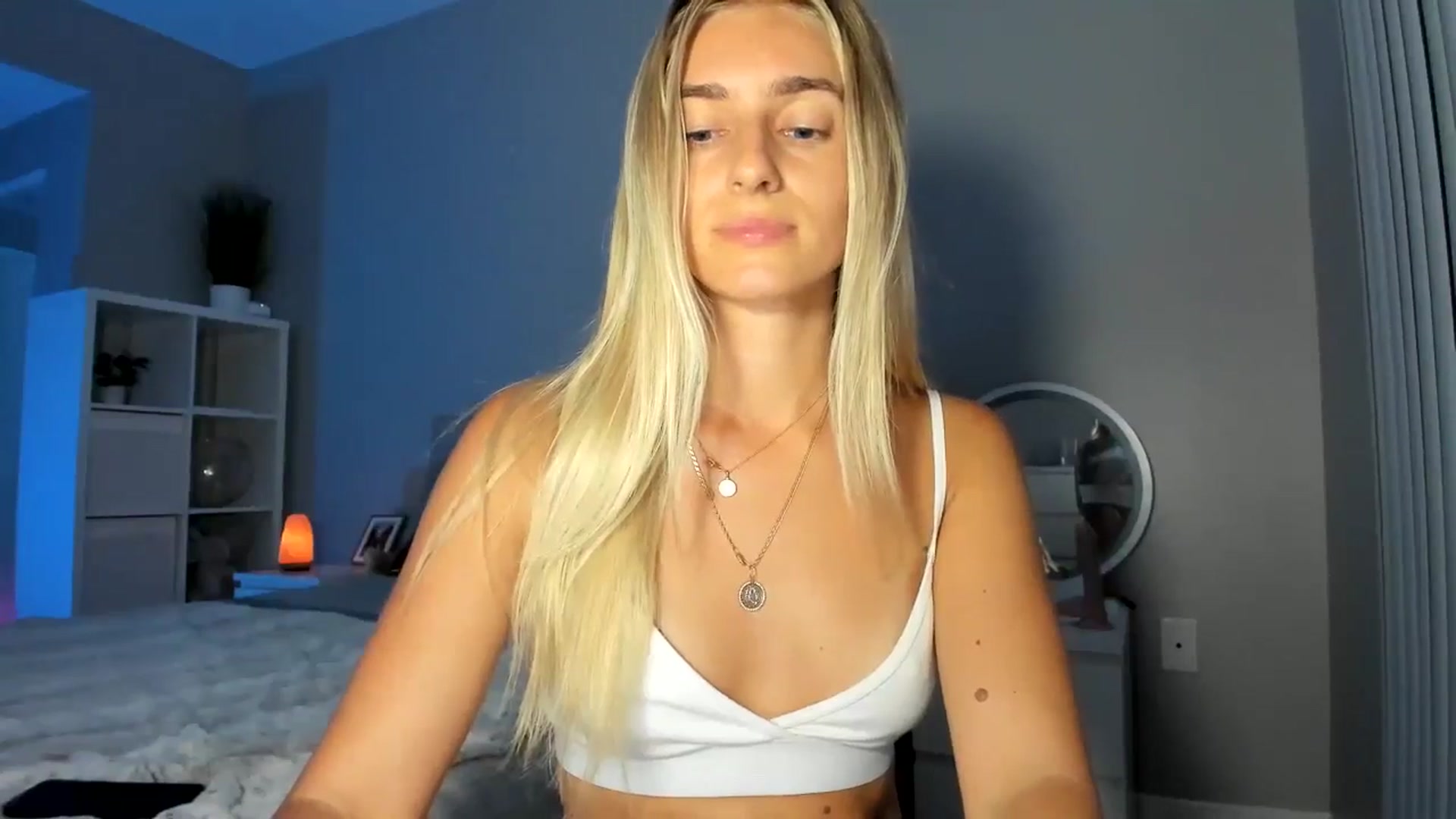 Gallery image thumbnail from Vodka_Queen's myfreecams stream on, 09/10/2025, 07:48 image 18 of 20