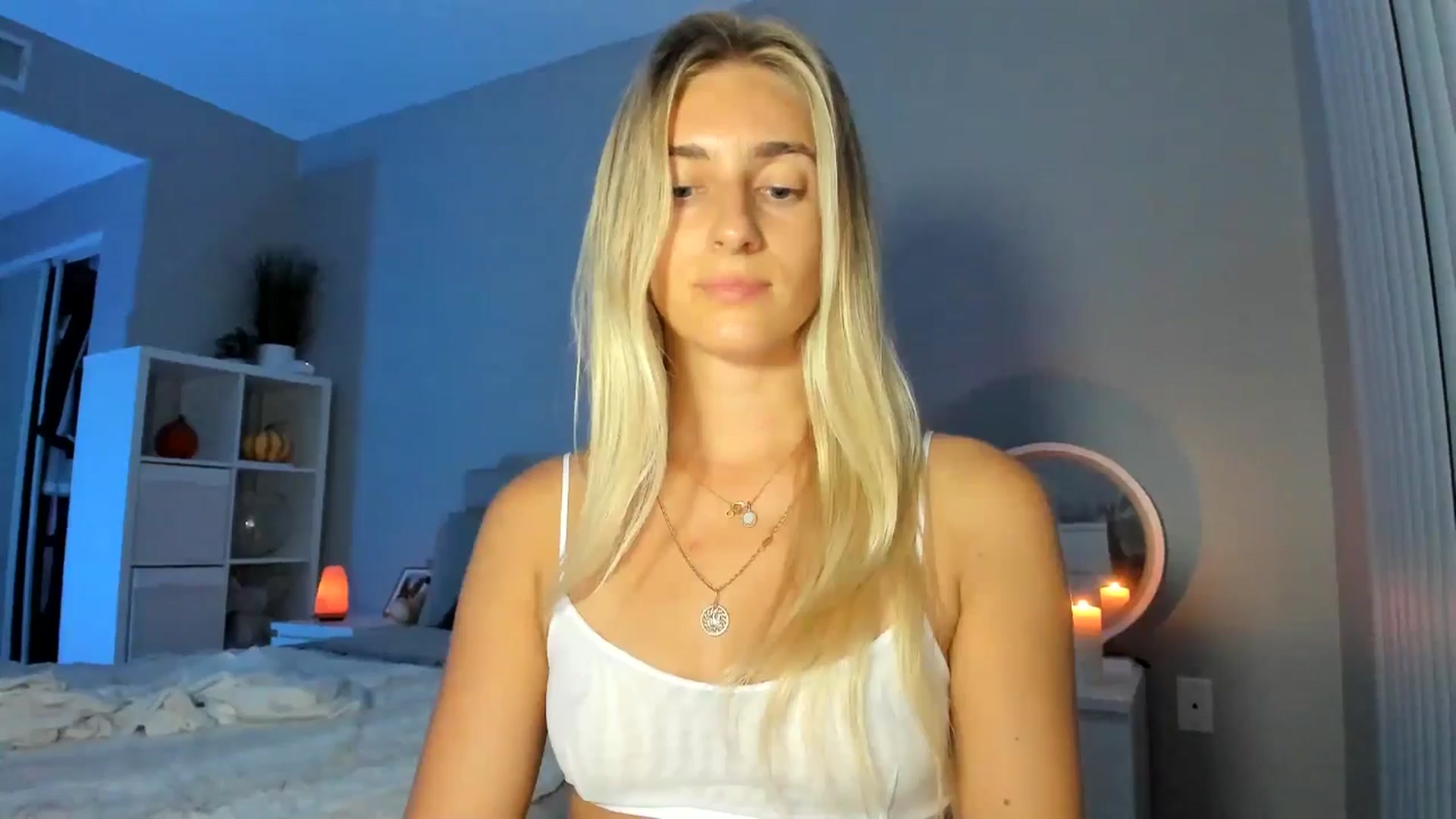 Gallery image thumbnail from Vodka_Queen's myfreecams stream on, 09/23/2025, 06:28 image 20 of 20