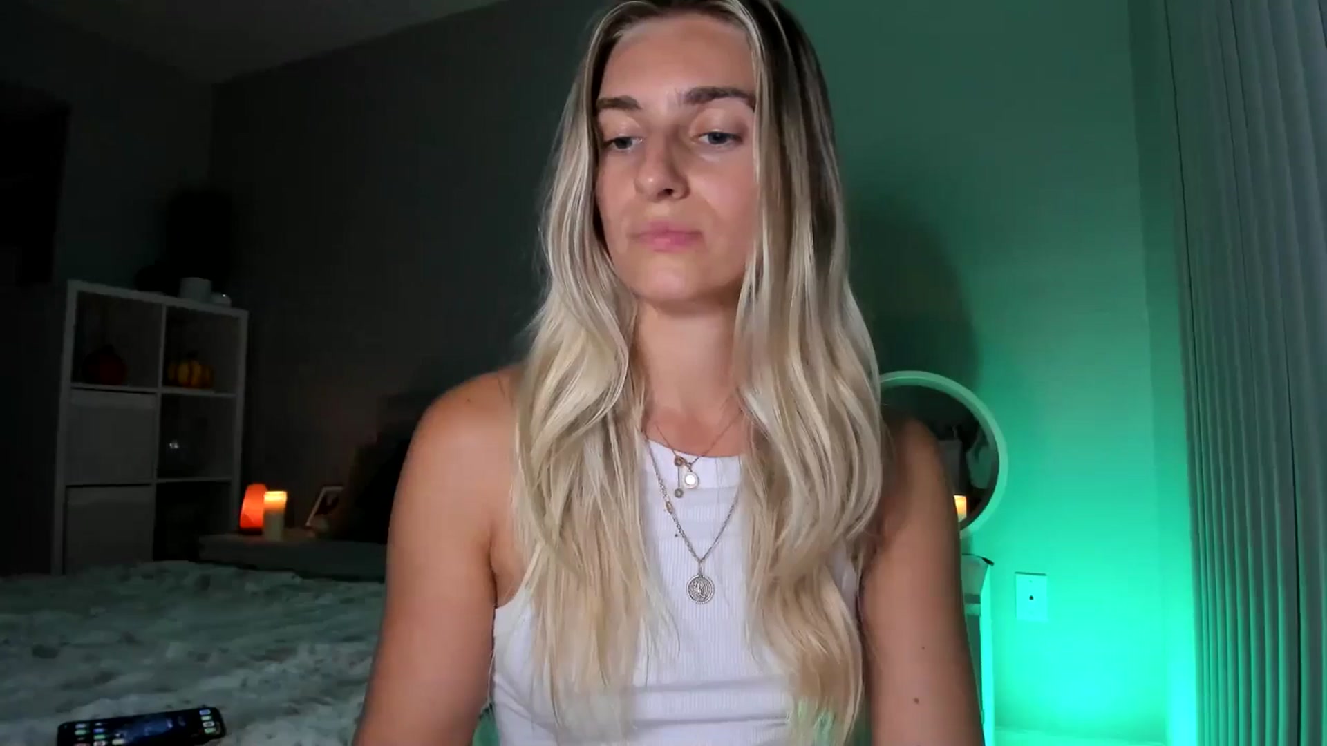 Gallery image thumbnail from Vodka_Queen's myfreecams stream on, 09/26/2025, 05:54 image 12 of 20
