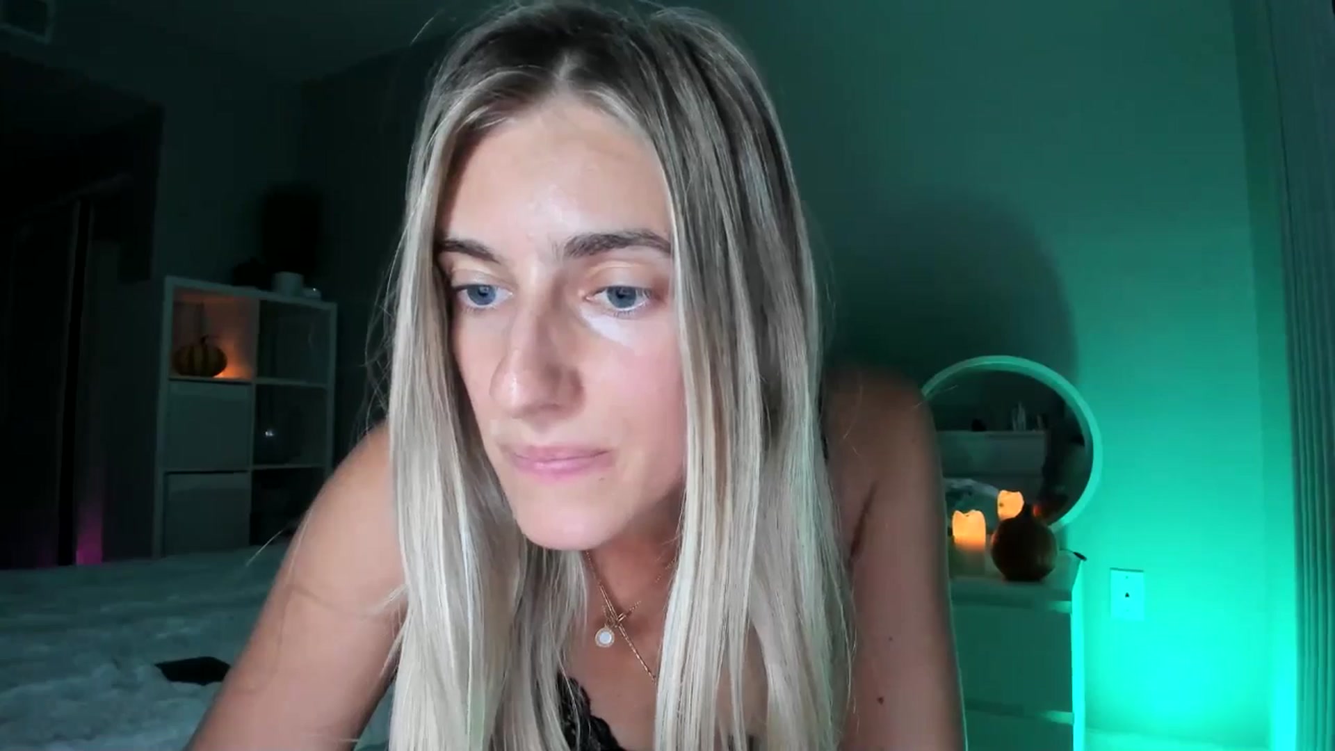 Gallery image thumbnail from Vodka_Queen's myfreecams stream on, 10/01/2025, 07:26 image 20 of 20