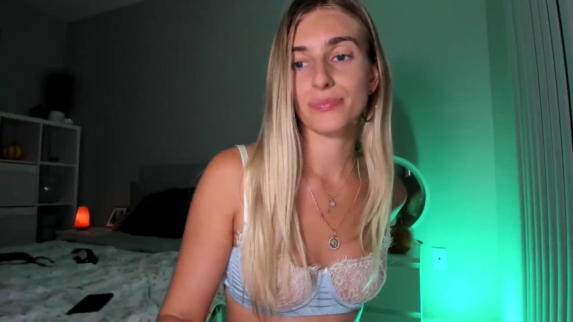 Gallery image thumbnail from Vodka_Queen's myfreecams stream on, 10/04/2025, 08:00 image 15 of 20