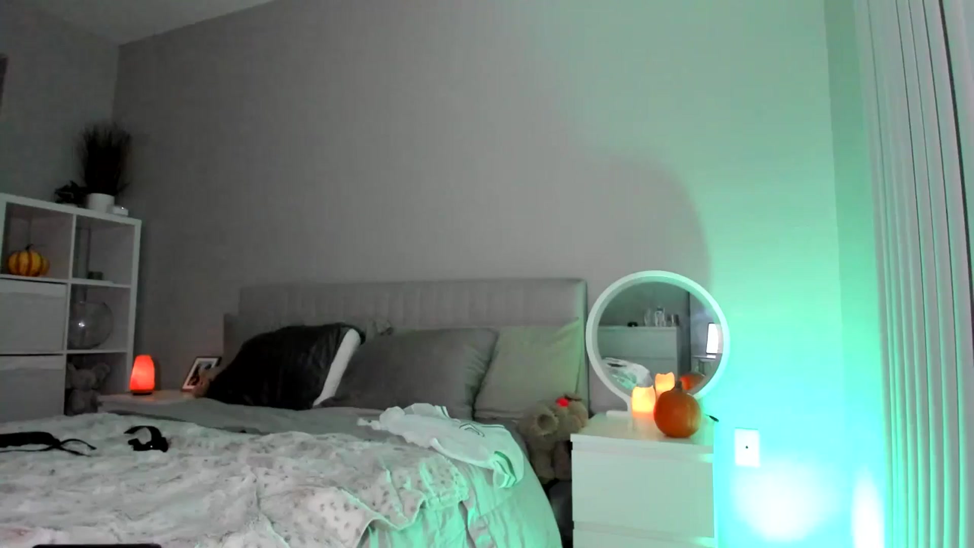 Gallery image thumbnail from Vodka_Queen's myfreecams stream on, 10/04/2025, 08:00 image 10 of 20