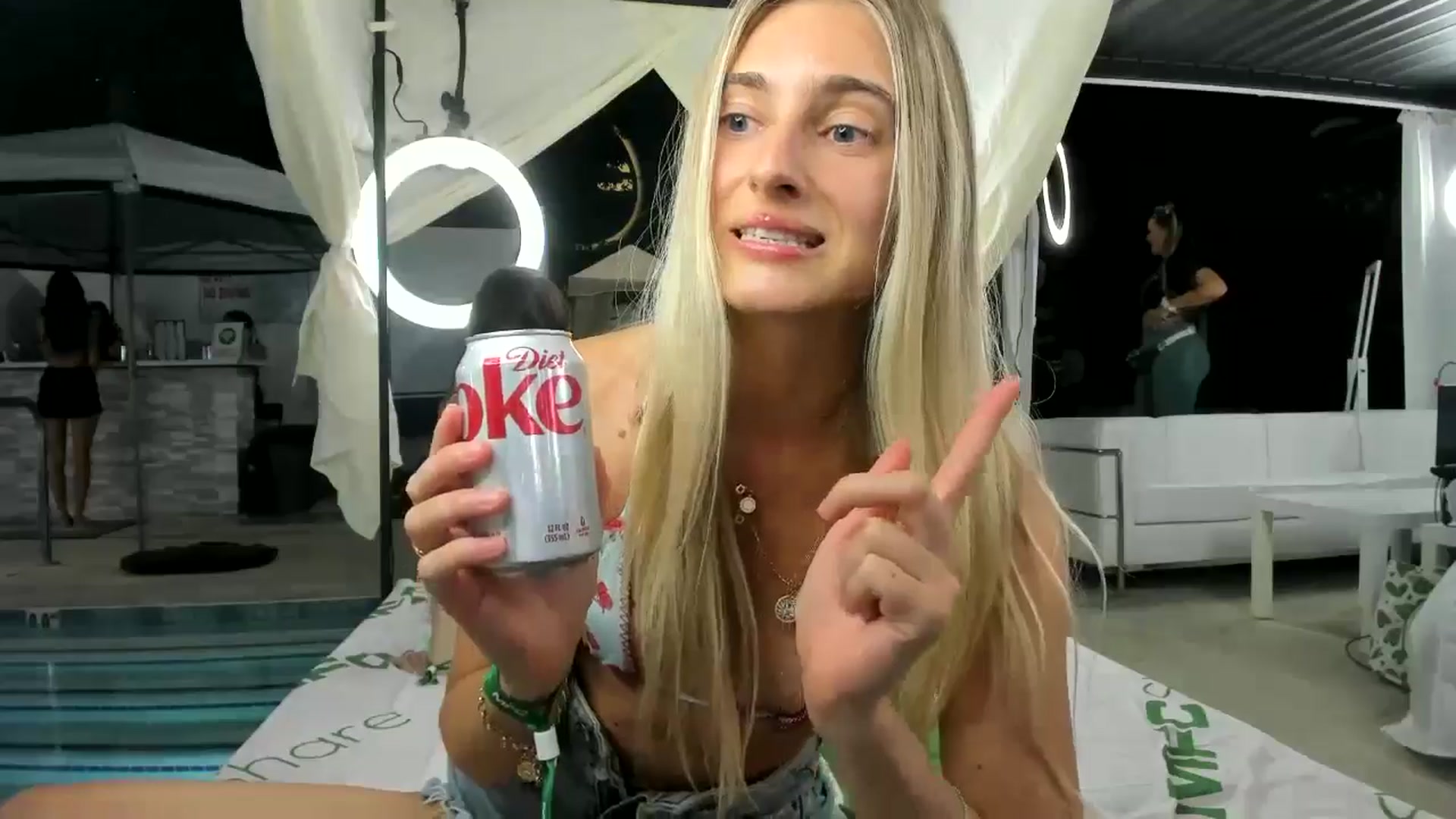Gallery image thumbnail from Vodka_Queen's myfreecams stream on, 10/07/2025, 03:11 image 8 of 20