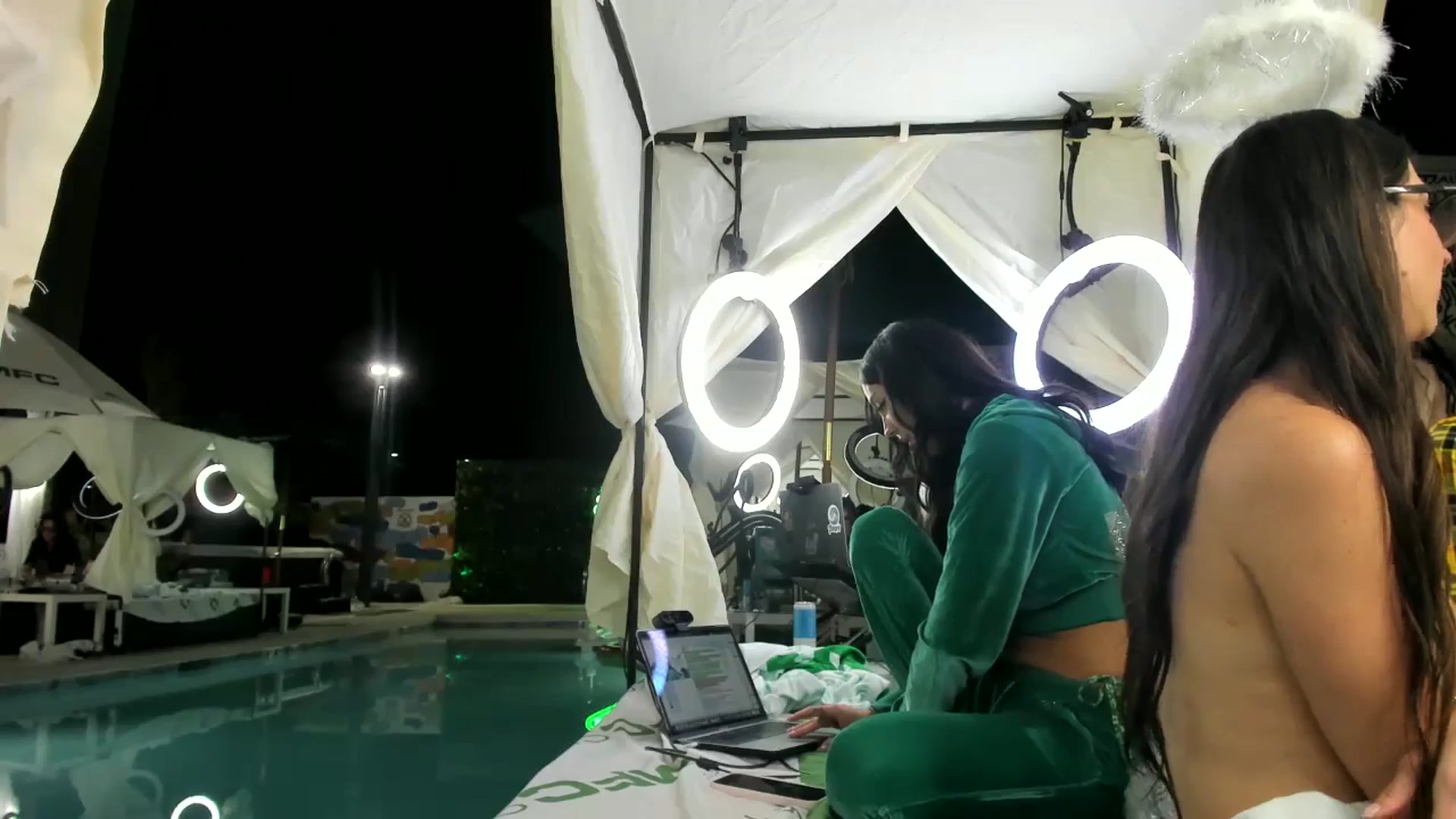 Gallery image thumbnail from Vodka_Queen's myfreecams stream on, 10/07/2025, 07:12 image 18 of 20