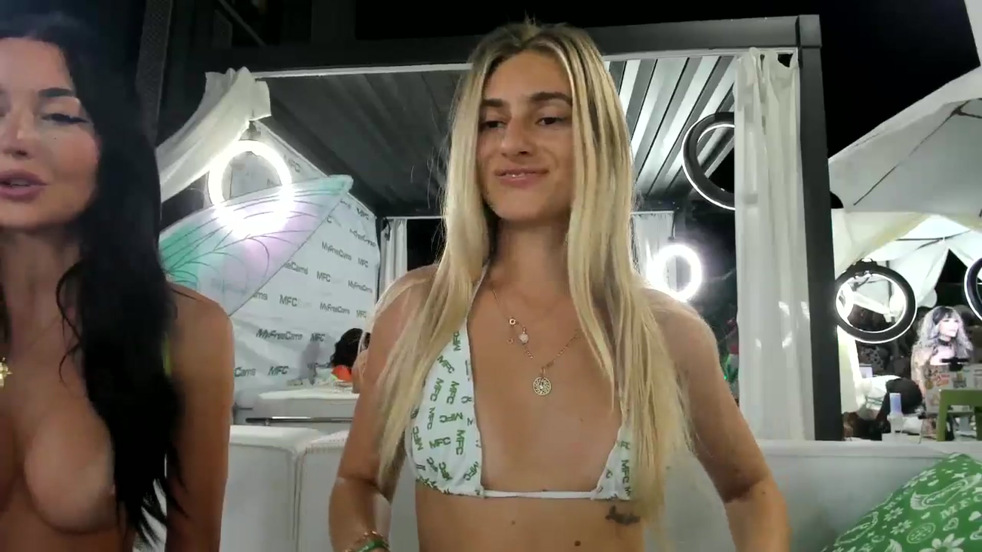 Gallery image thumbnail from Vodka_Queen's myfreecams stream on, 10/09/2025, 04:13 image 20 of 20