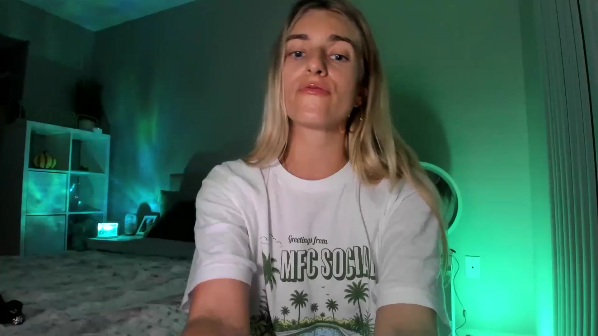 Gallery image thumbnail from Vodka_Queen's myfreecams stream on, 10/11/2025, 10:13 image 11 of 20