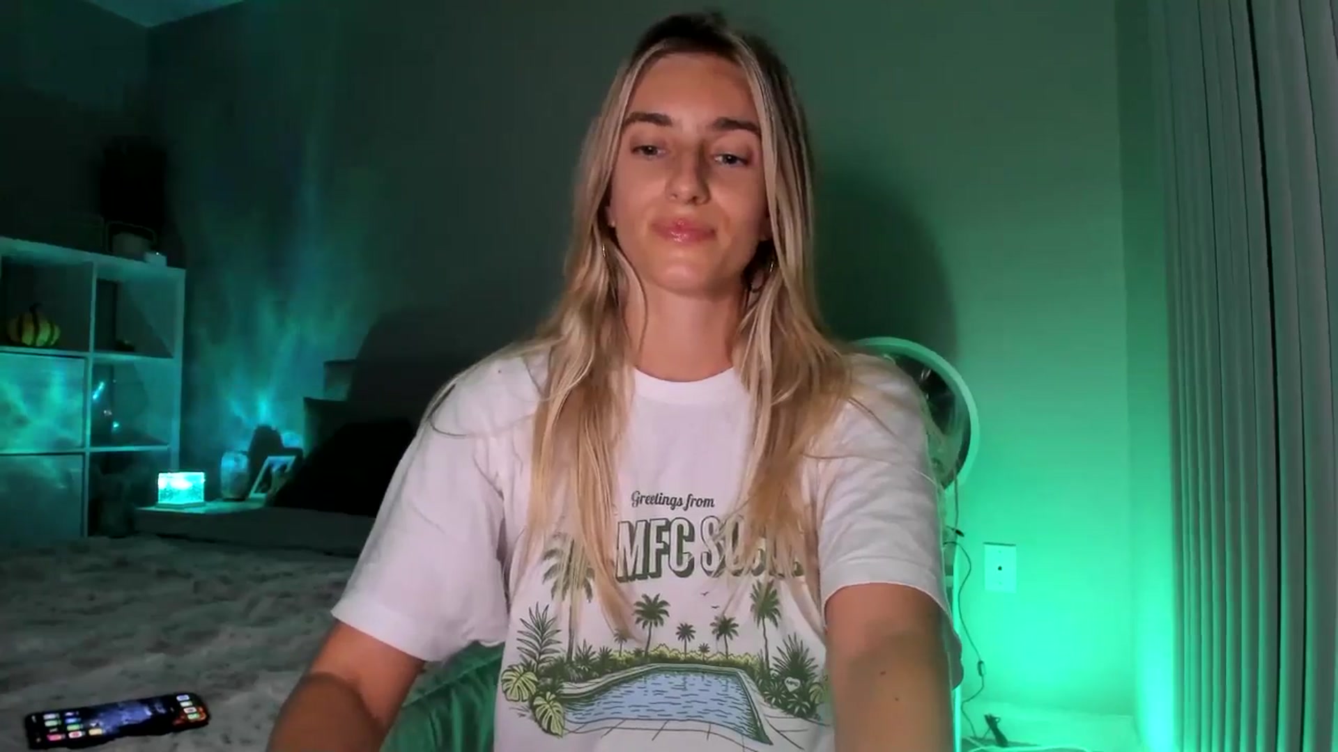 Gallery image thumbnail from Vodka_Queen's myfreecams stream on, 10/11/2025, 10:43 image 15 of 20