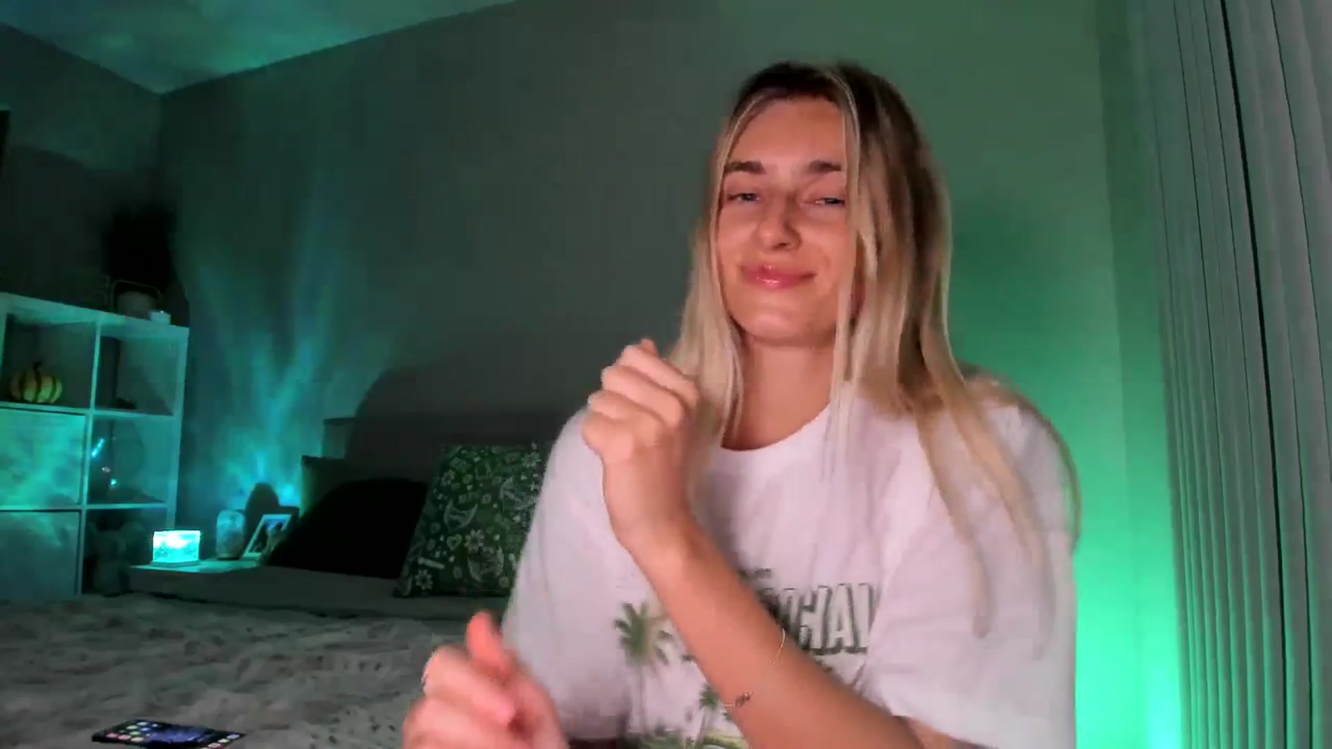 Gallery image thumbnail from Vodka_Queen's myfreecams stream on, 10/11/2025, 10:43 image 8 of 20