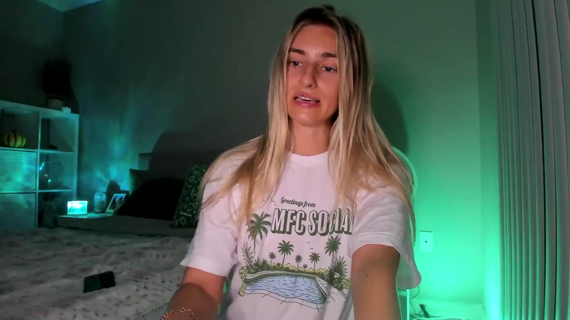Gallery image thumbnail from Vodka_Queen's myfreecams stream on, 10/11/2025, 10:43 image 13 of 20