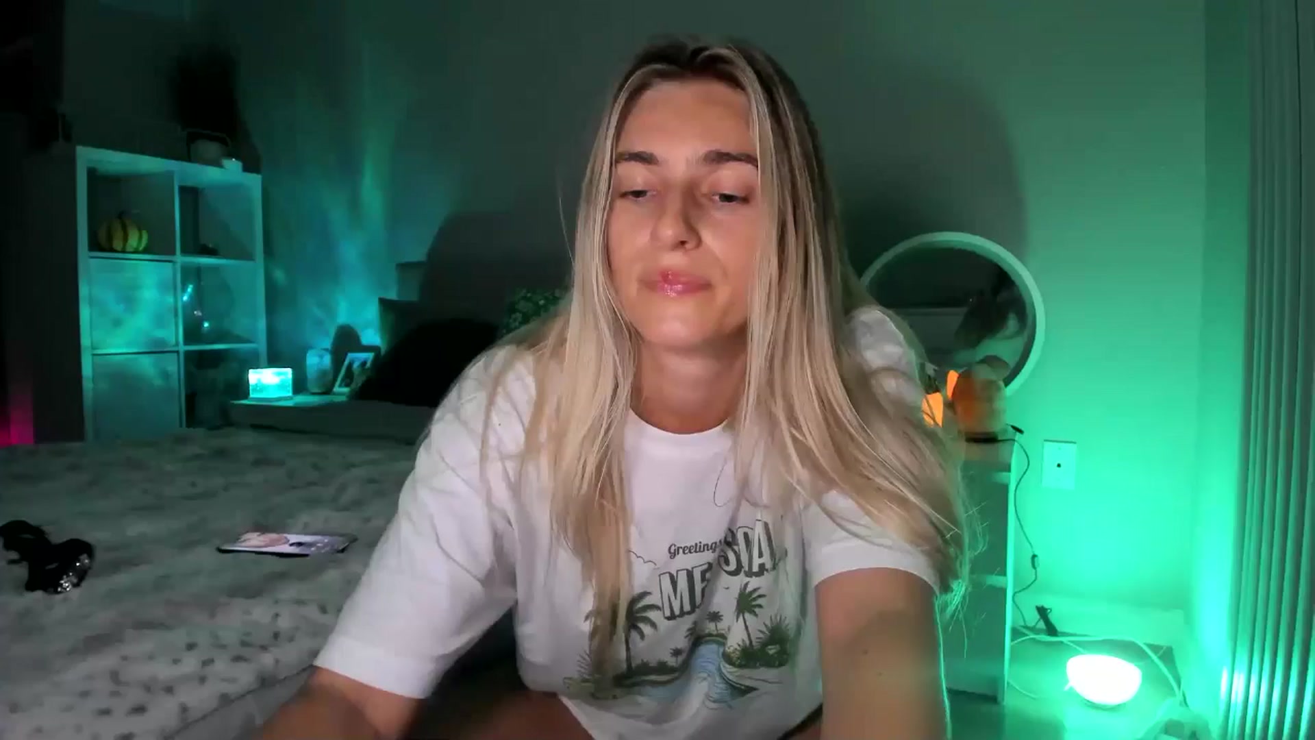 Gallery image thumbnail from Vodka_Queen's myfreecams stream on, 10/11/2025, 10:43 image 4 of 20