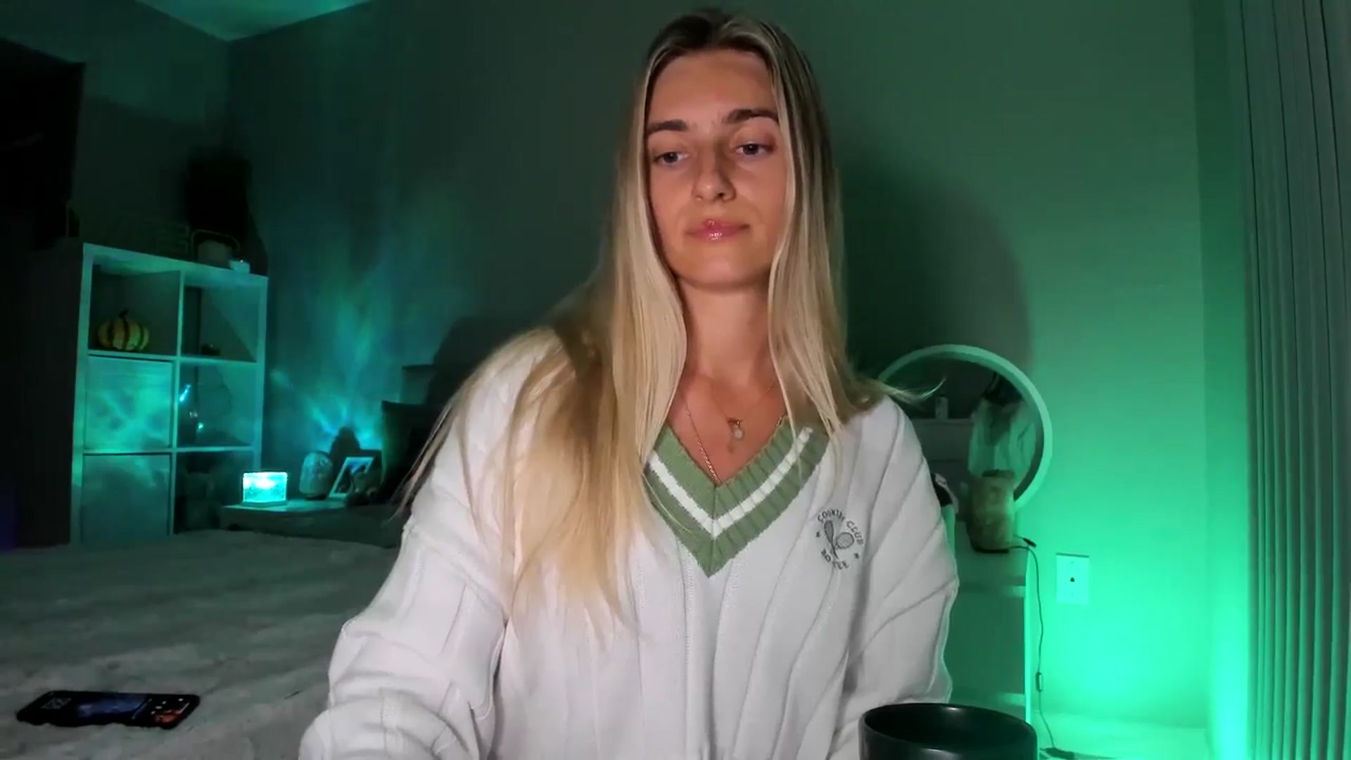 Gallery image thumbnail from Vodka_Queen's myfreecams stream on, 10/12/2025, 05:11 image 3 of 20