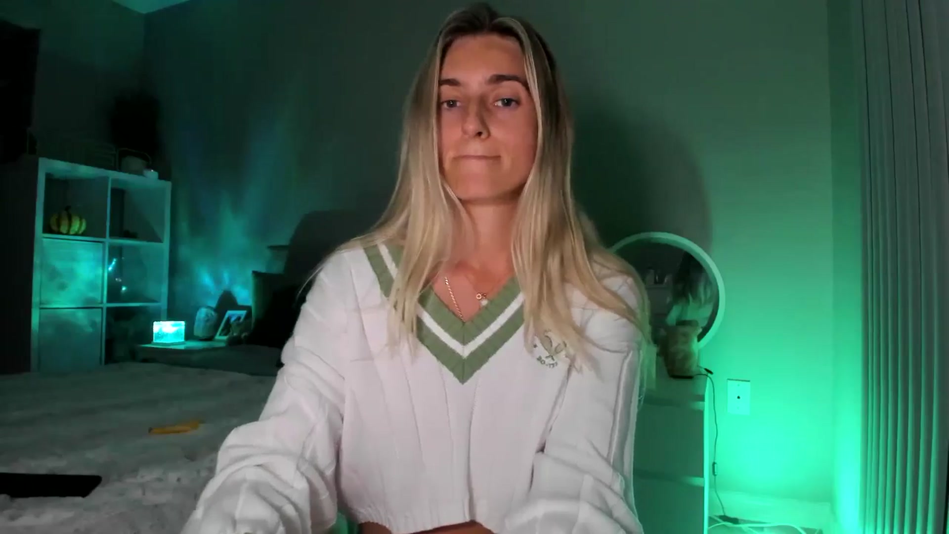 Gallery image thumbnail from Vodka_Queen's myfreecams stream on, 10/12/2025, 08:49 image 5 of 20