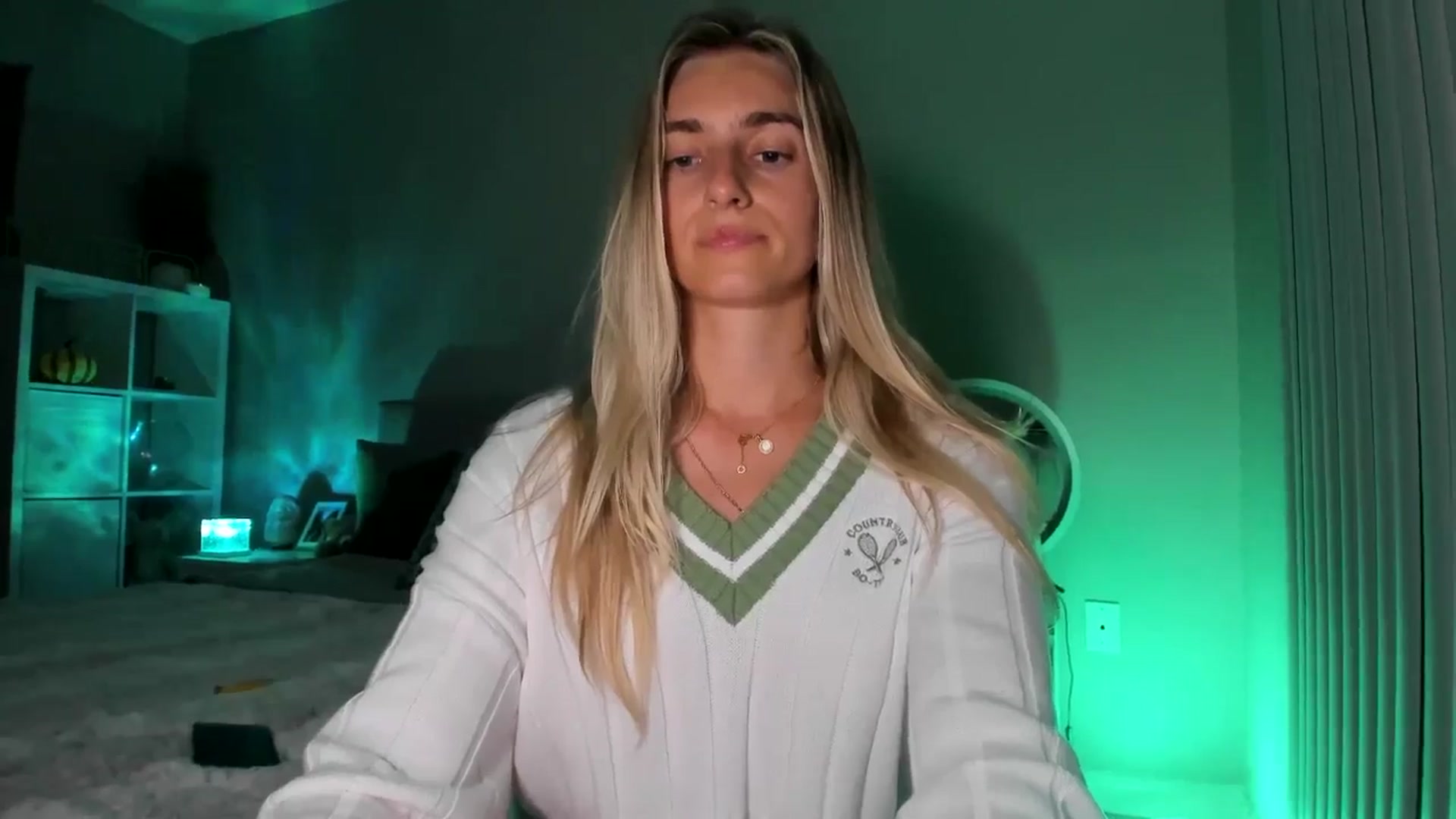 Gallery image thumbnail from Vodka_Queen's myfreecams stream on, 10/12/2025, 08:49 image 11 of 20