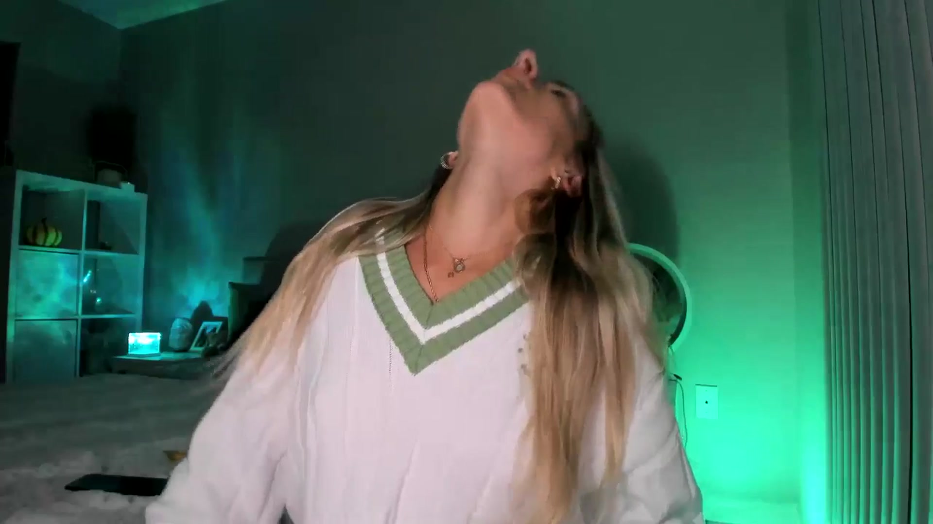 Gallery image thumbnail from Vodka_Queen's myfreecams stream on, 10/12/2025, 08:49 image 12 of 20
