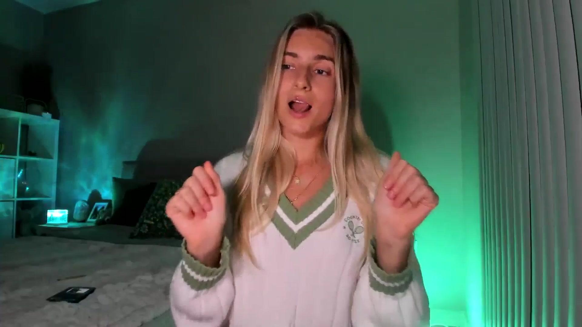 Gallery image thumbnail from Vodka_Queen's myfreecams stream on, 10/12/2025, 08:49 image 7 of 20