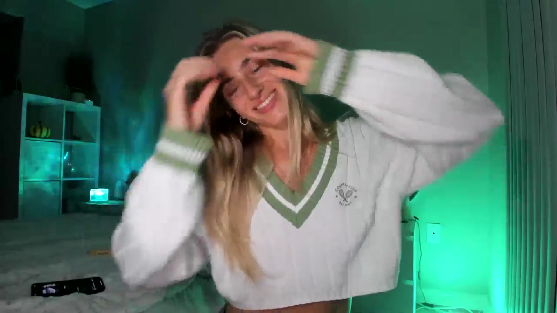 Gallery image thumbnail from Vodka_Queen's myfreecams stream on, 10/12/2025, 08:49 image 6 of 20