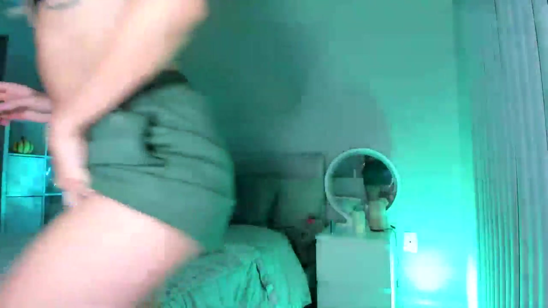 Gallery image thumbnail from Vodka_Queen's myfreecams stream on, 10/15/2025, 05:46 image 17 of 20