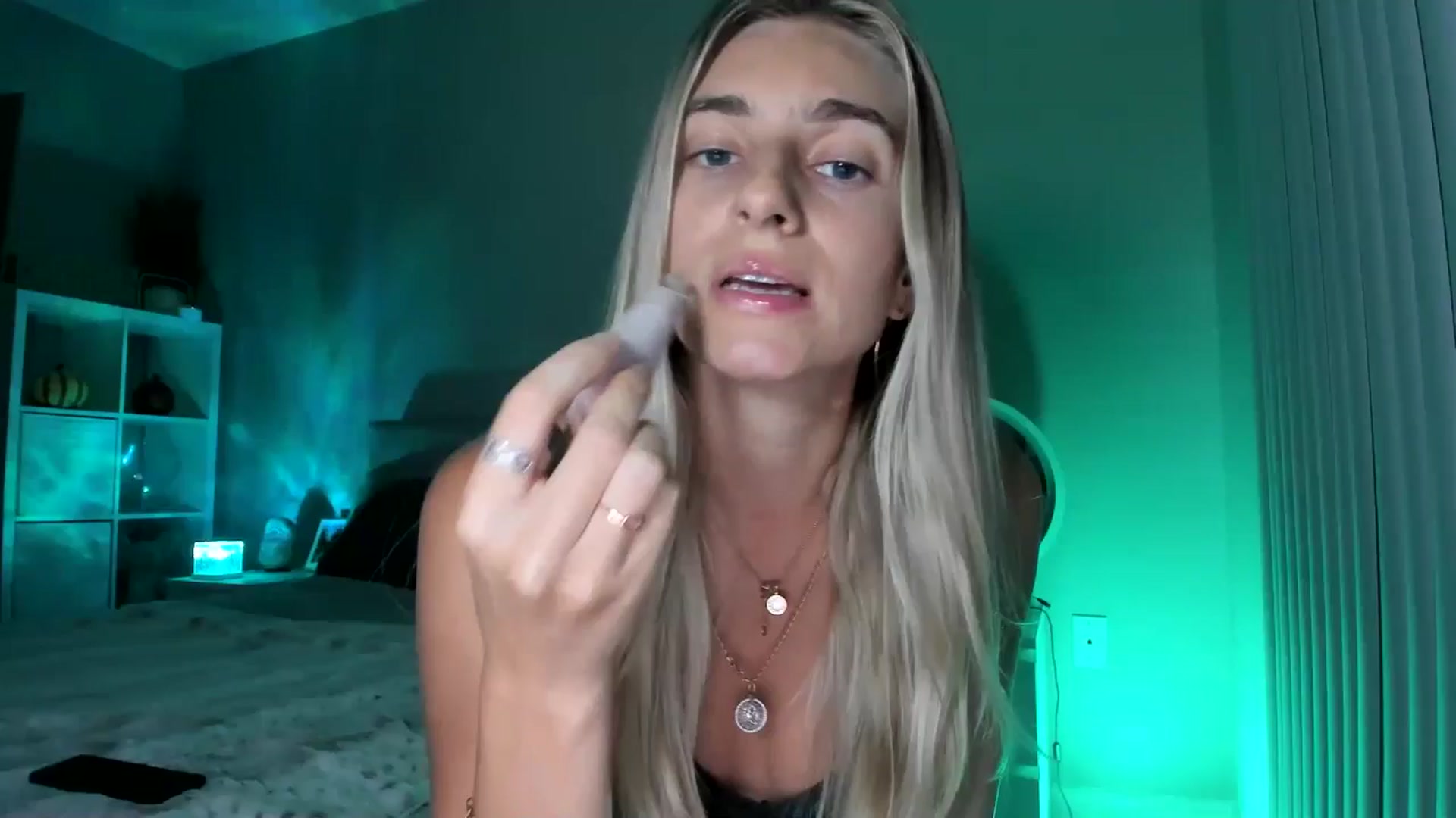 Gallery image thumbnail from Vodka_Queen's myfreecams stream on, 10/15/2025, 05:46 image 11 of 20