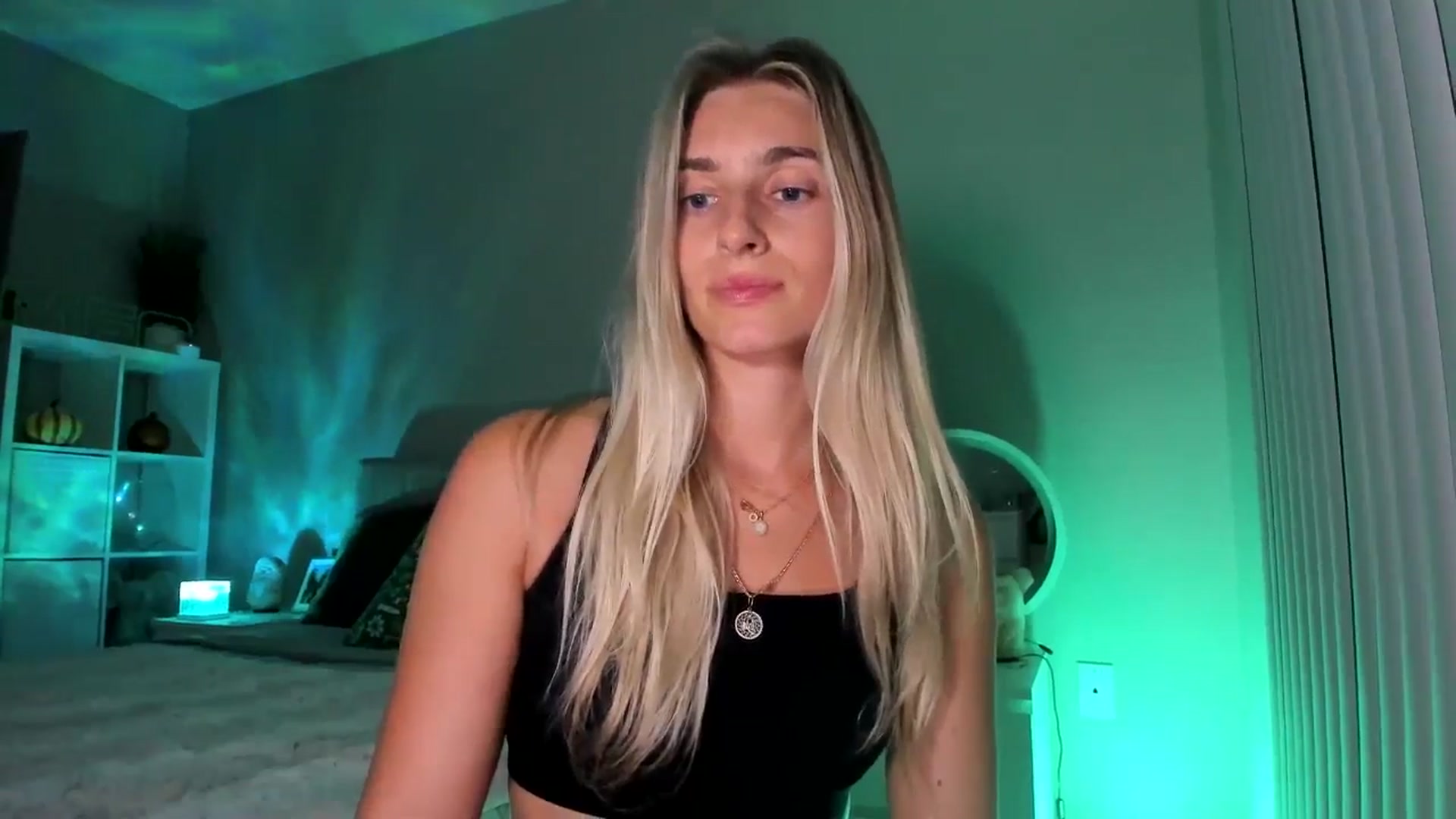 Gallery image thumbnail from Vodka_Queen's myfreecams stream on, 10/18/2025, 07:43 image 9 of 20