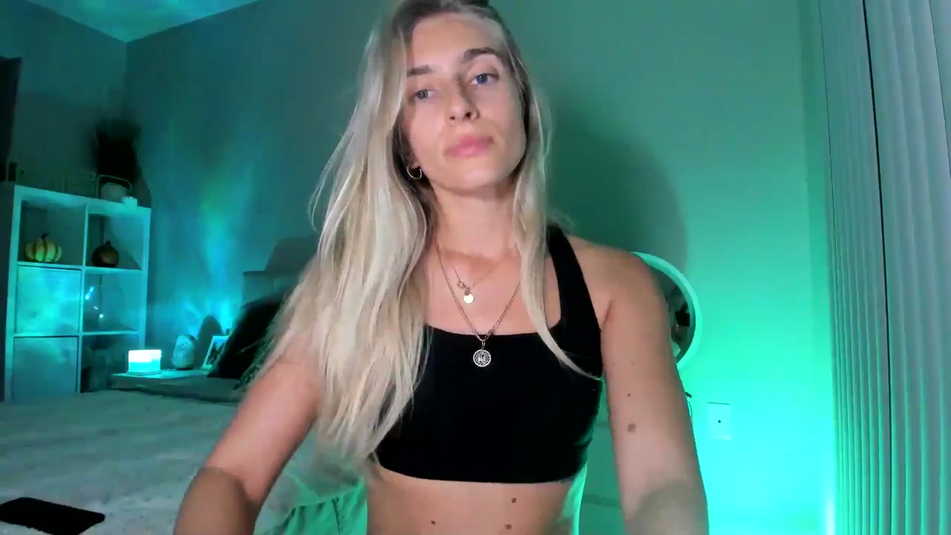 Gallery image thumbnail from Vodka_Queen's myfreecams stream on, 10/18/2025, 07:43 image 13 of 20