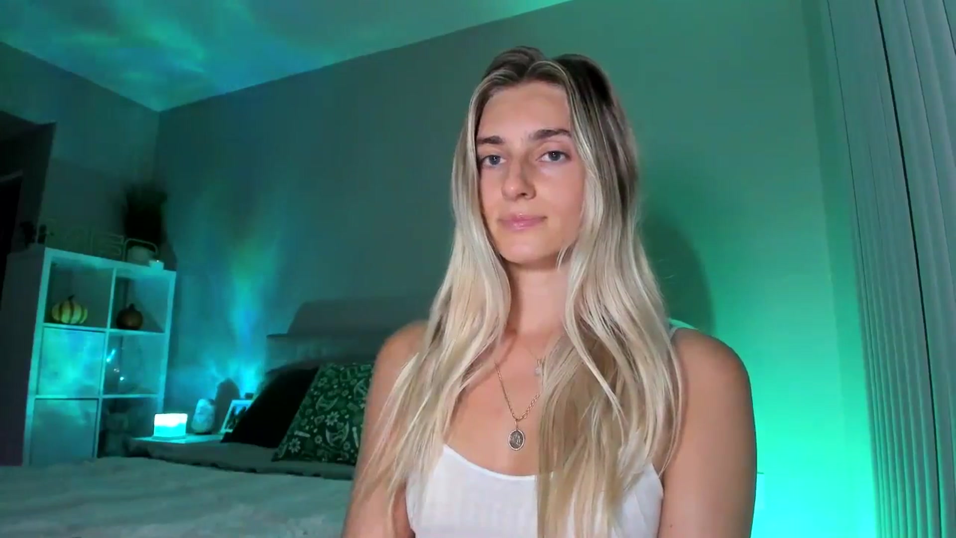Gallery image thumbnail from Vodka_Queen's myfreecams stream on, 10/20/2025, 06:59 image 11 of 20