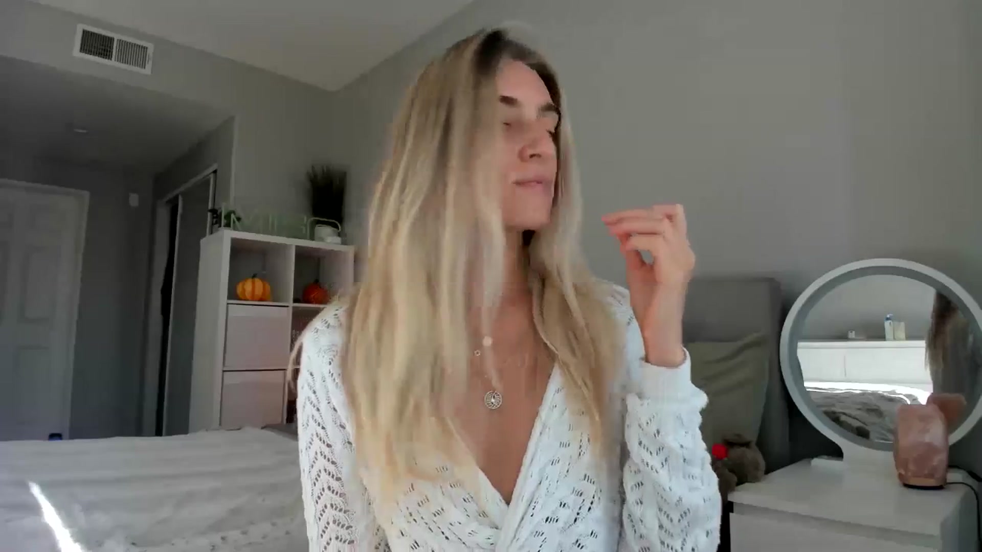 Gallery image thumbnail from Vodka_Queen's myfreecams stream on, 10/20/2025, 23:12 image 13 of 20