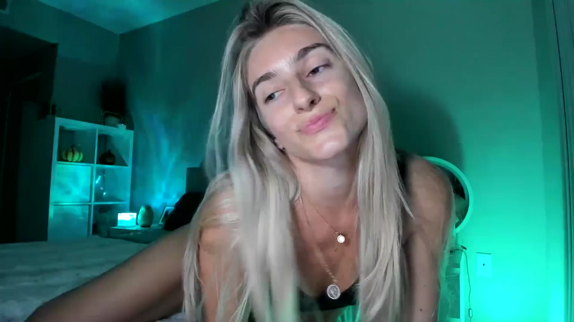 Gallery image thumbnail from Vodka_Queen's myfreecams stream on, 10/27/2025, 06:29 image 7 of 20