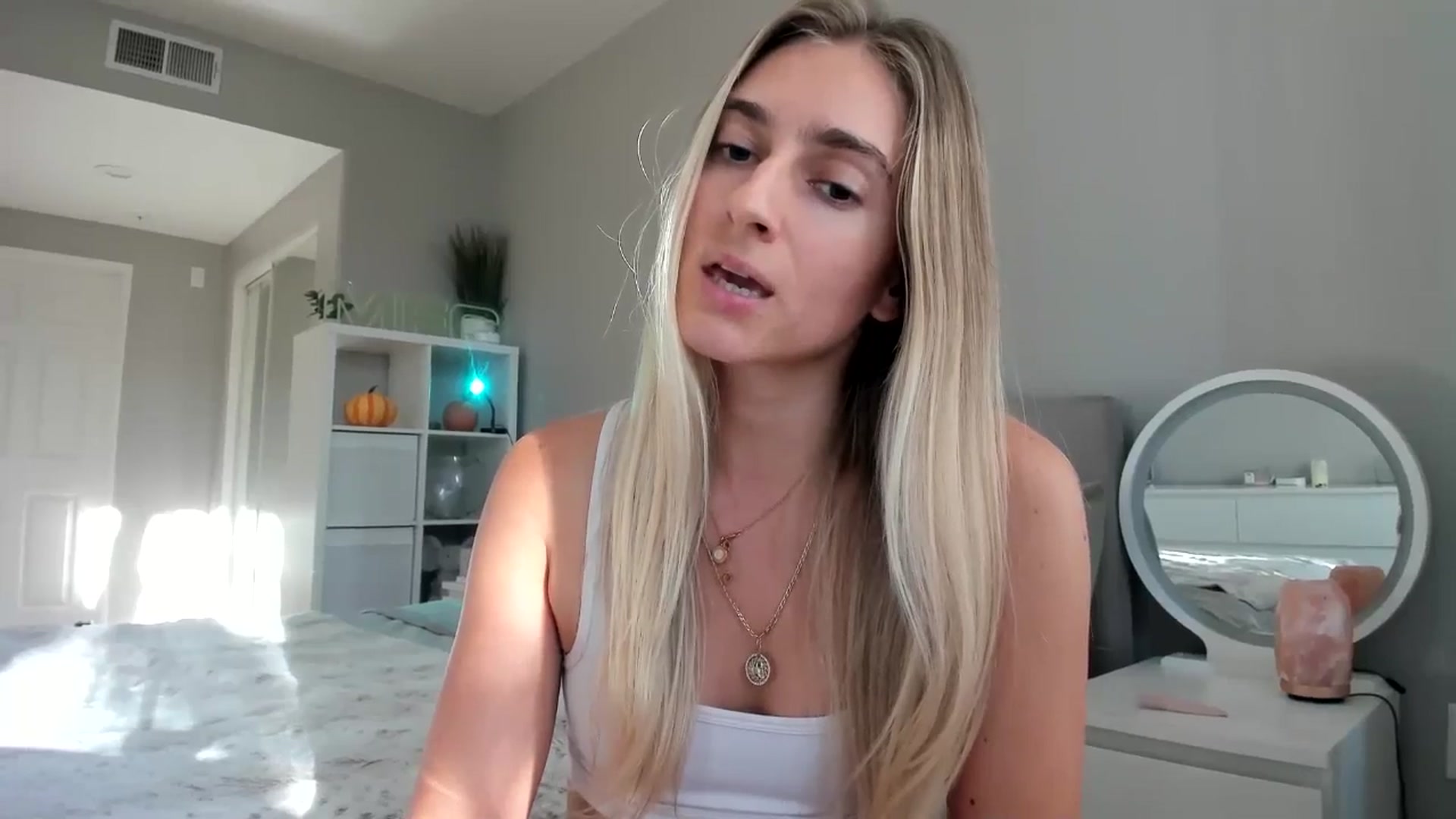 Gallery image thumbnail from Vodka_Queen's myfreecams stream on, 10/29/2025, 24:02 image 20 of 20