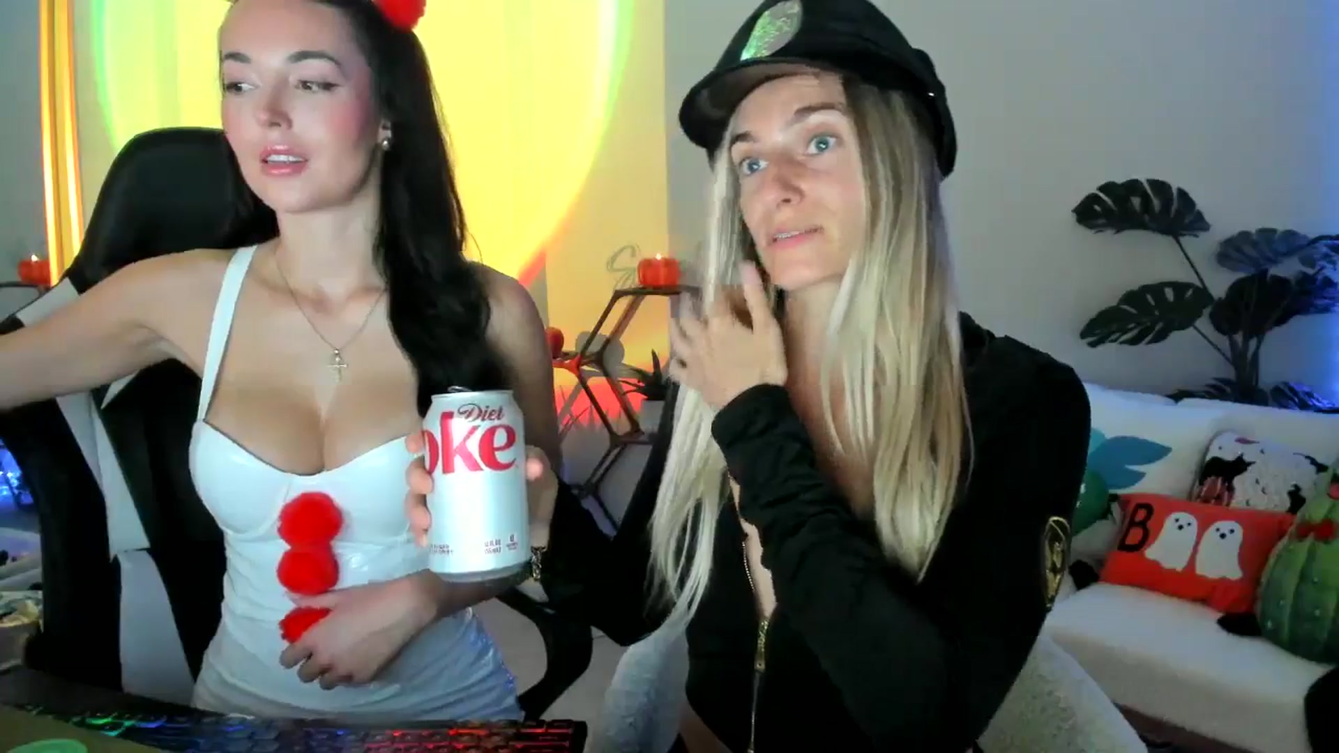 Gallery image thumbnail from Vodka_Queen's myfreecams stream on, 10/30/2025, 07:55 image 14 of 20
