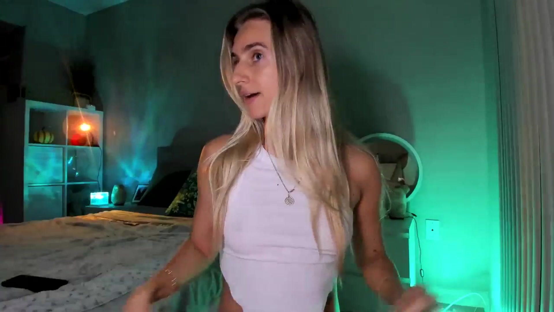 Gallery image thumbnail from Vodka_Queen's myfreecams stream on, 11/04/2025, 08:02 image 19 of 20