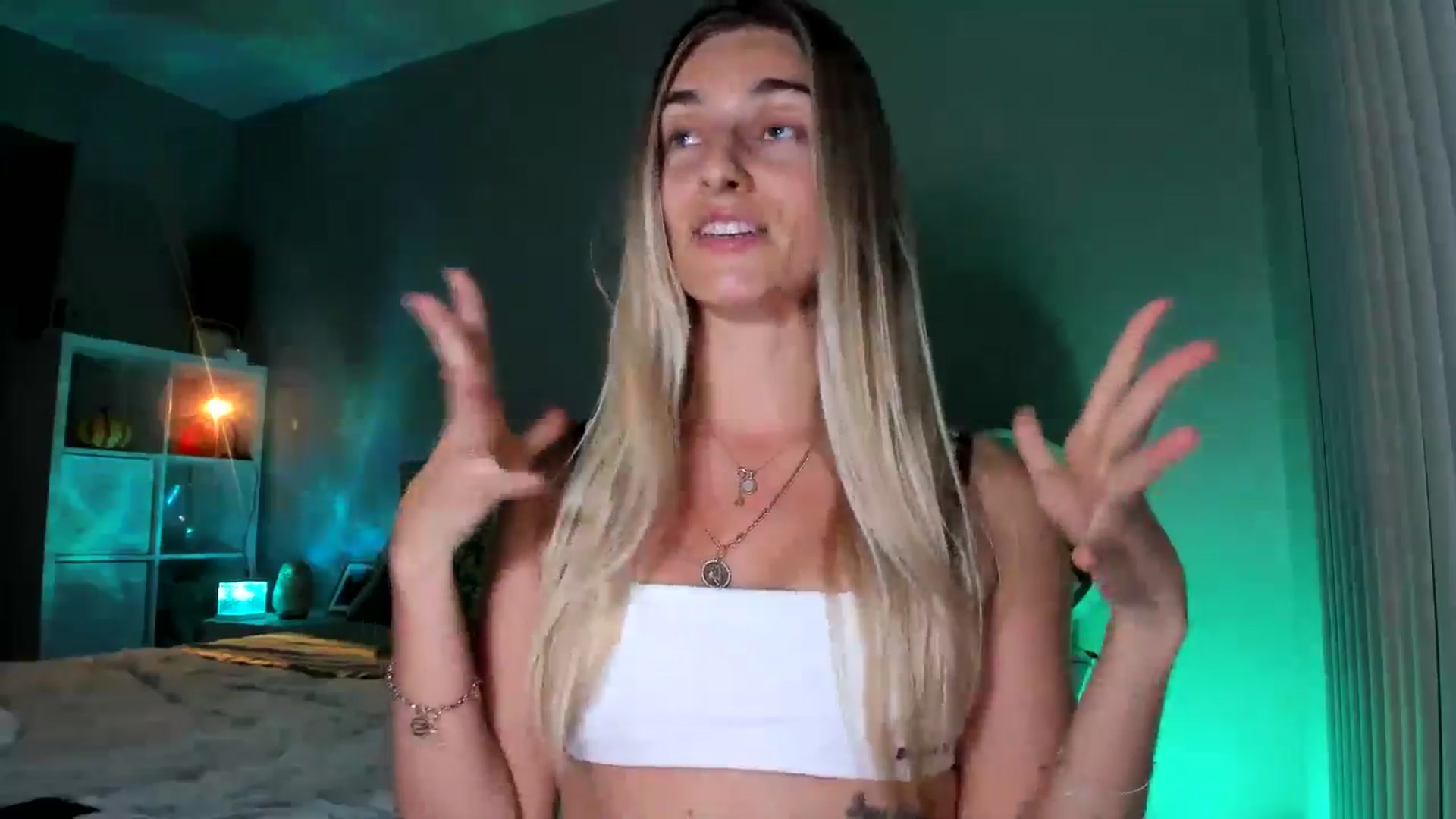Gallery image thumbnail from Vodka_Queen's myfreecams stream on, 11/05/2025, 05:58 image 11 of 20