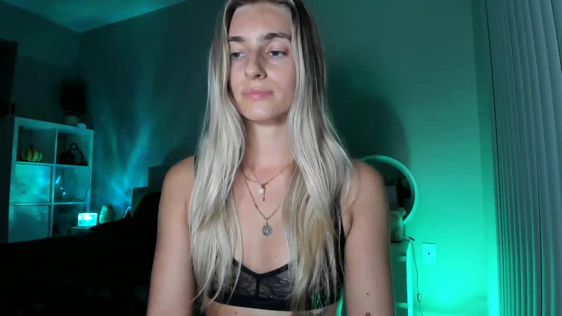 Gallery image thumbnail from Vodka_Queen's myfreecams stream on, 11/09/2025, 07:27 image 20 of 20