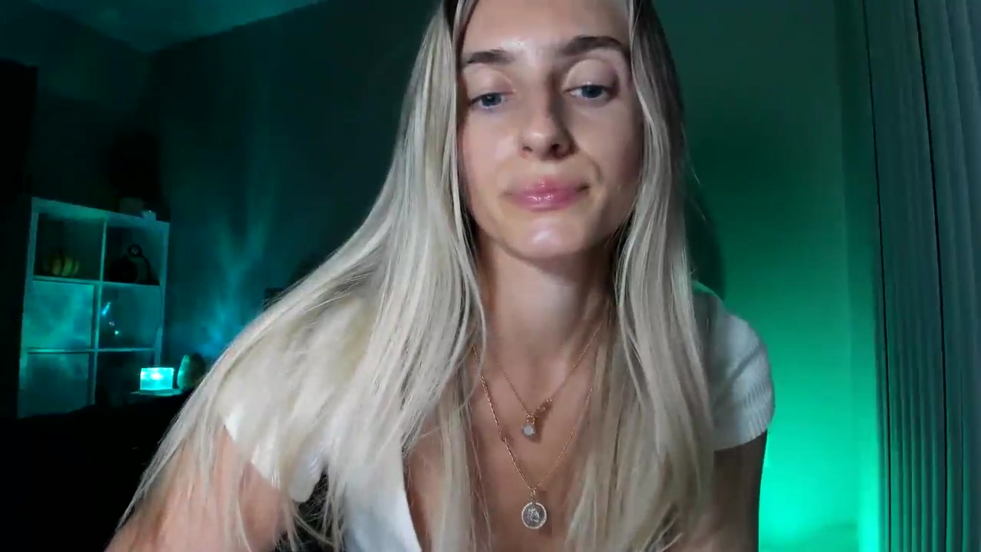 Gallery image thumbnail from Vodka_Queen's myfreecams stream on, 11/10/2025, 06:53 image 20 of 20