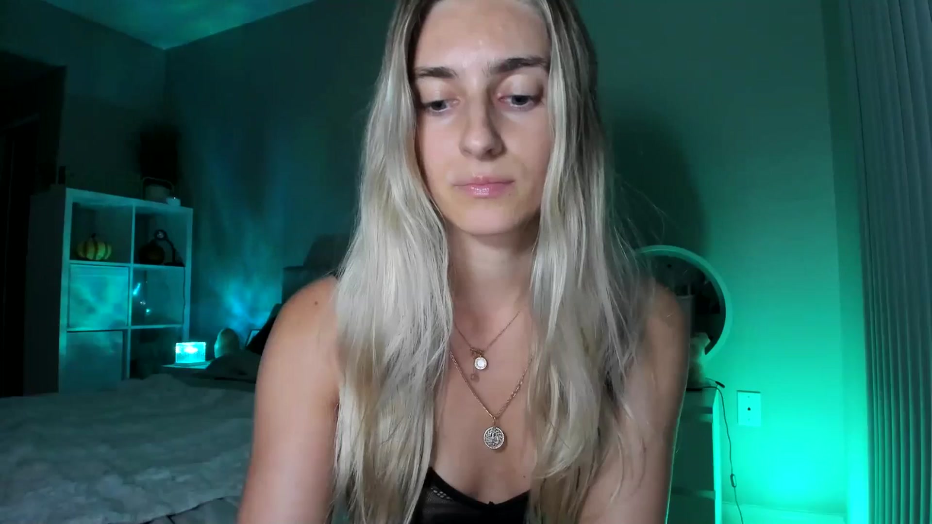 Gallery image thumbnail from Vodka_Queen's myfreecams stream on, 11/15/2025, 08:36 image 2 of 20