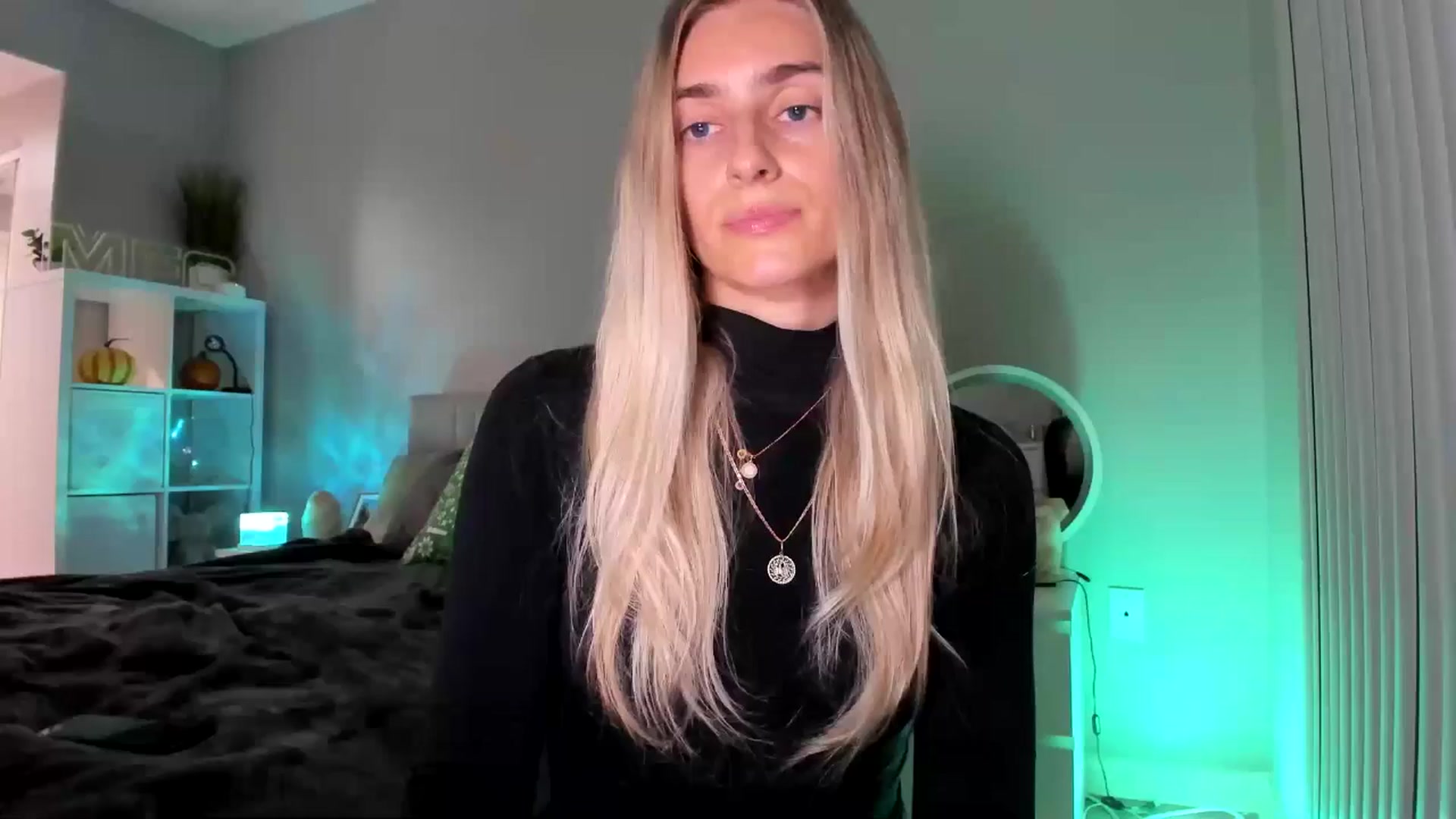 Gallery image thumbnail from Vodka_Queen's myfreecams stream on, 11/21/2025, 07:02 image 20 of 20
