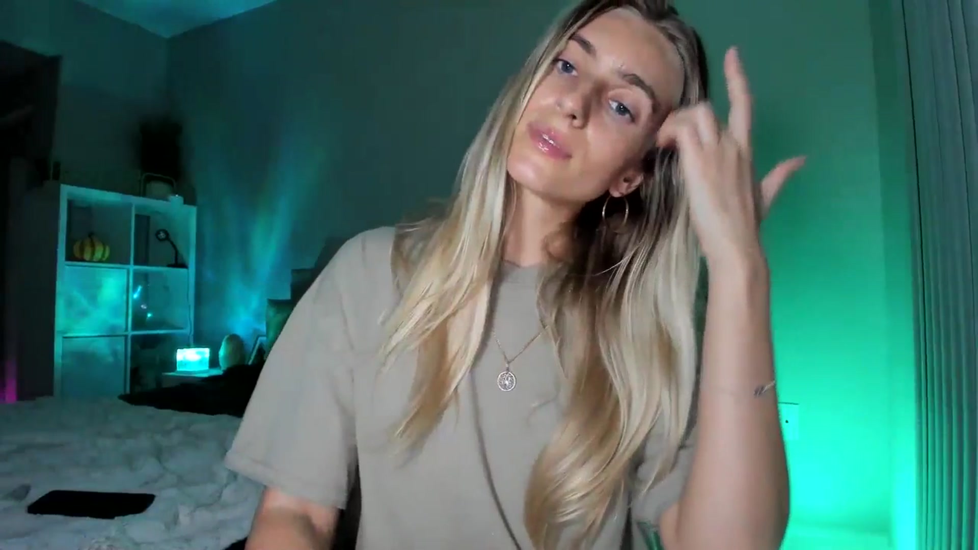 Gallery image thumbnail from Vodka_Queen's myfreecams stream on, 11/26/2025, 08:15 image 5 of 20