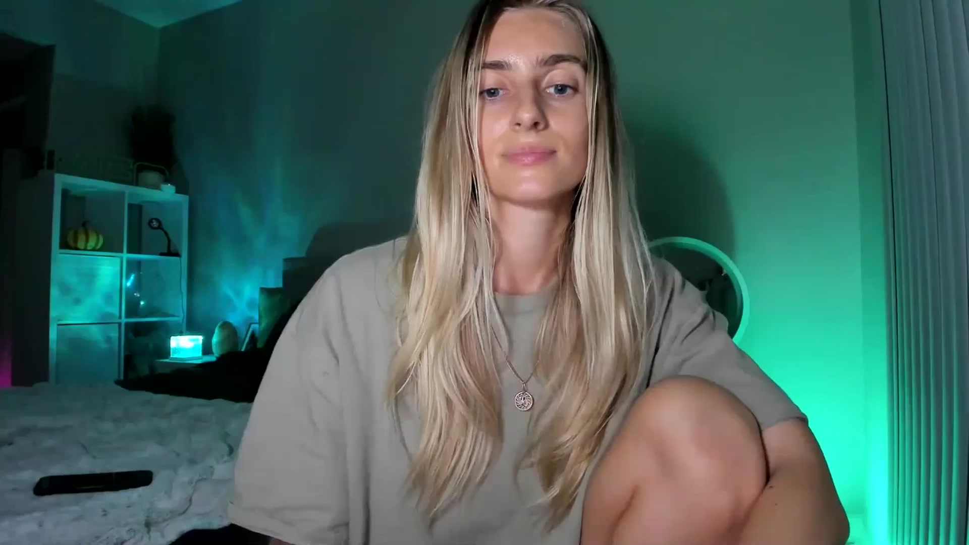 Gallery image thumbnail from Vodka_Queen's myfreecams stream on, 11/26/2025, 08:15 image 19 of 20