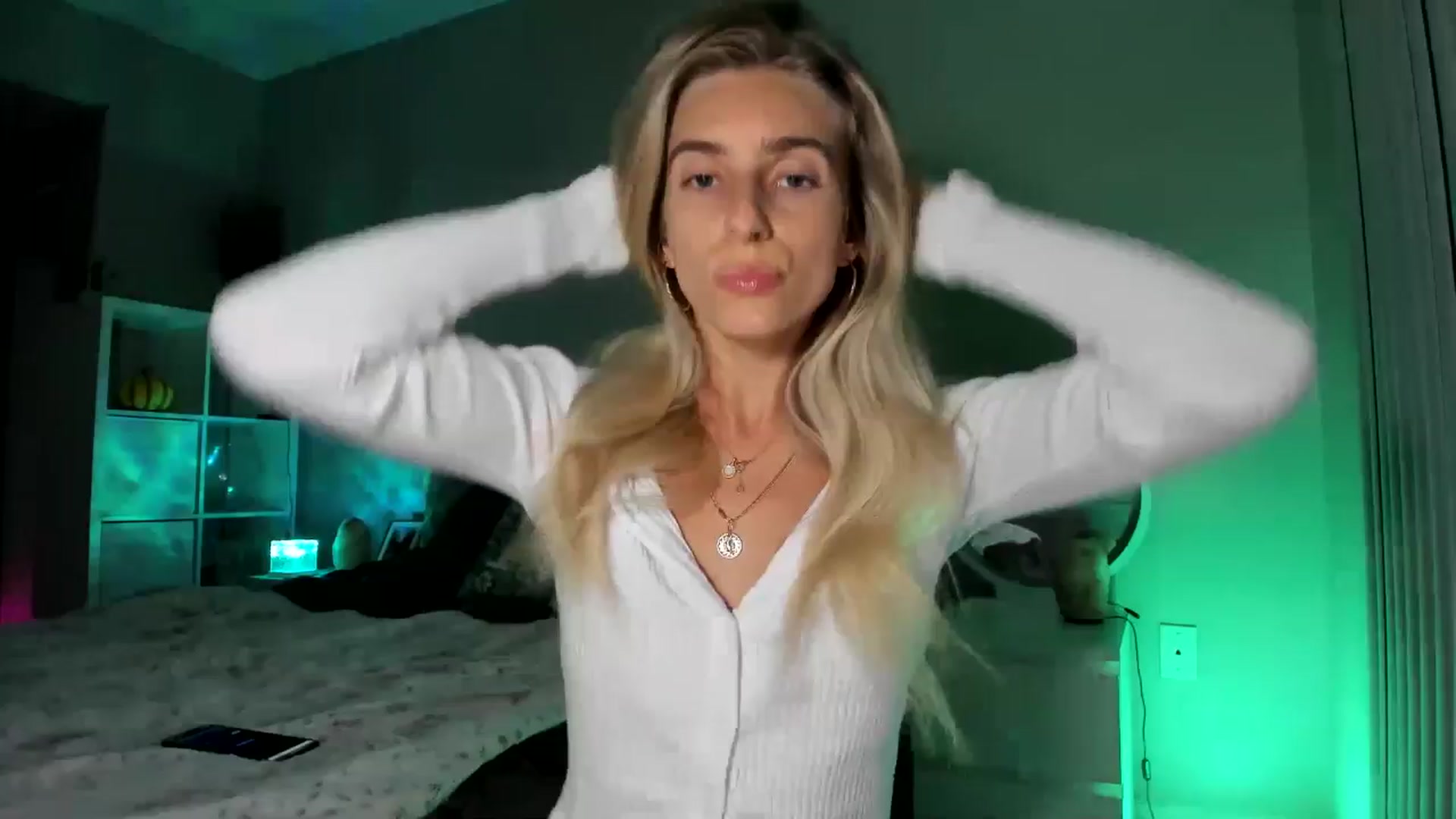 Gallery image thumbnail from Vodka_Queen's myfreecams stream on, 11/29/2025, 08:36 image 1 of 20
