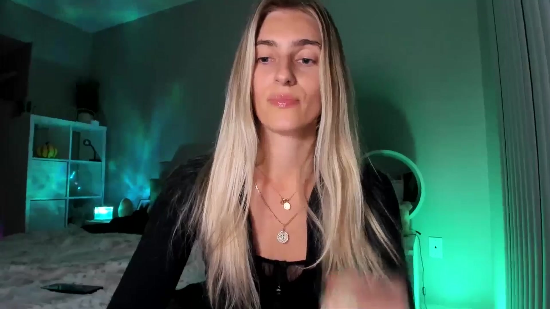 Gallery image thumbnail from Vodka_Queen's myfreecams stream on, 11/30/2025, 05:11 image 7 of 20