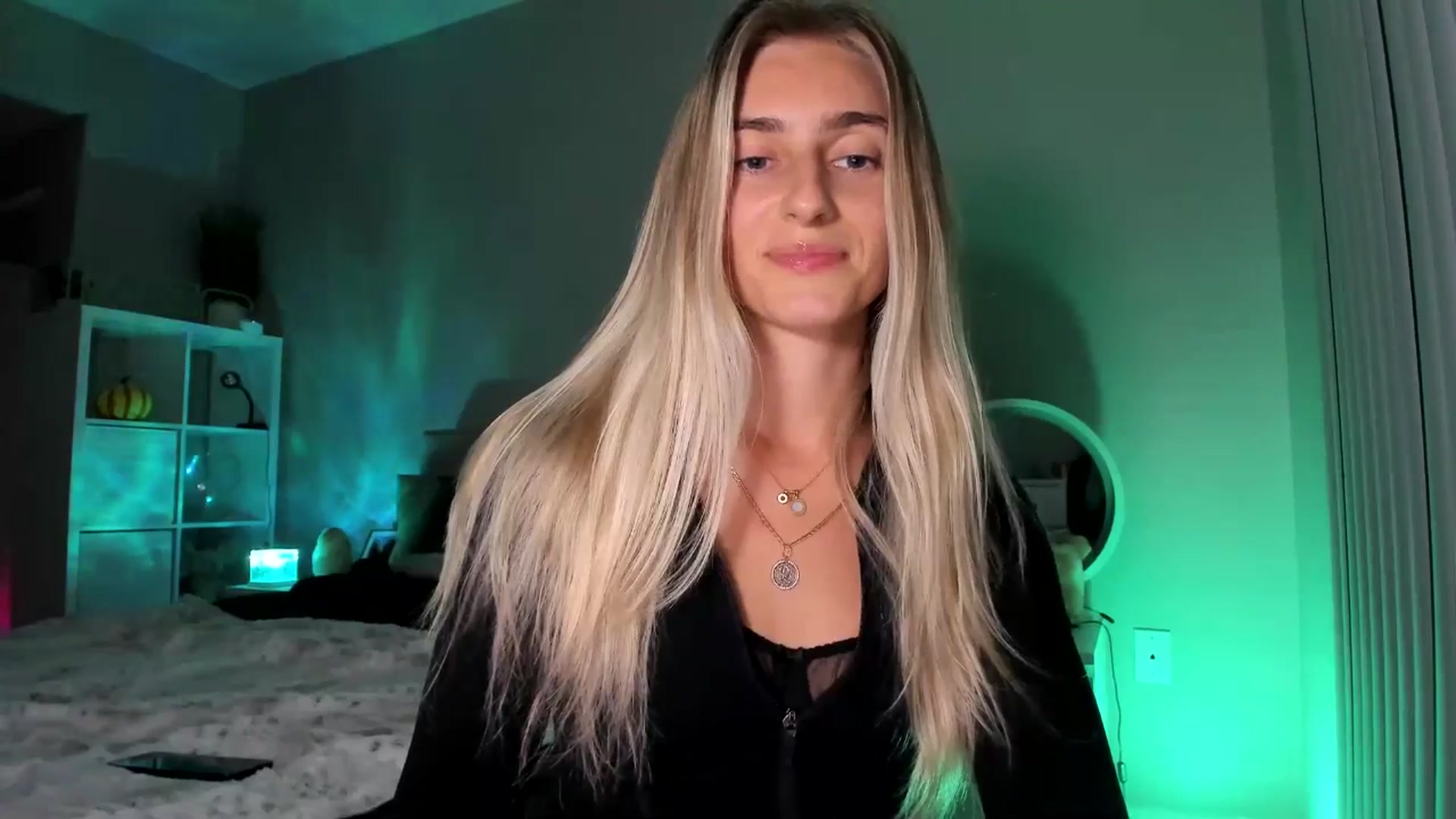 Gallery image thumbnail from Vodka_Queen's myfreecams stream on, 11/30/2025, 05:11 image 10 of 20