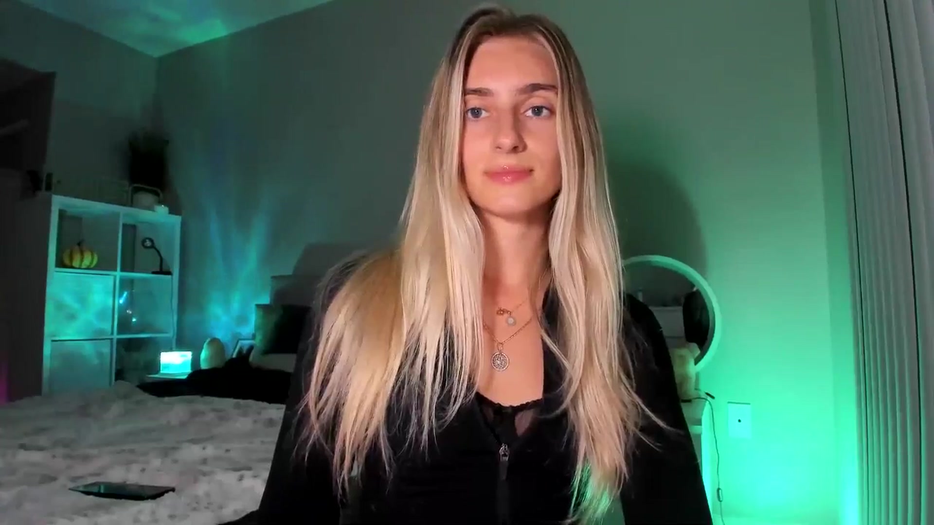 Gallery image thumbnail from Vodka_Queen's myfreecams stream on, 11/30/2025, 05:11 image 13 of 20