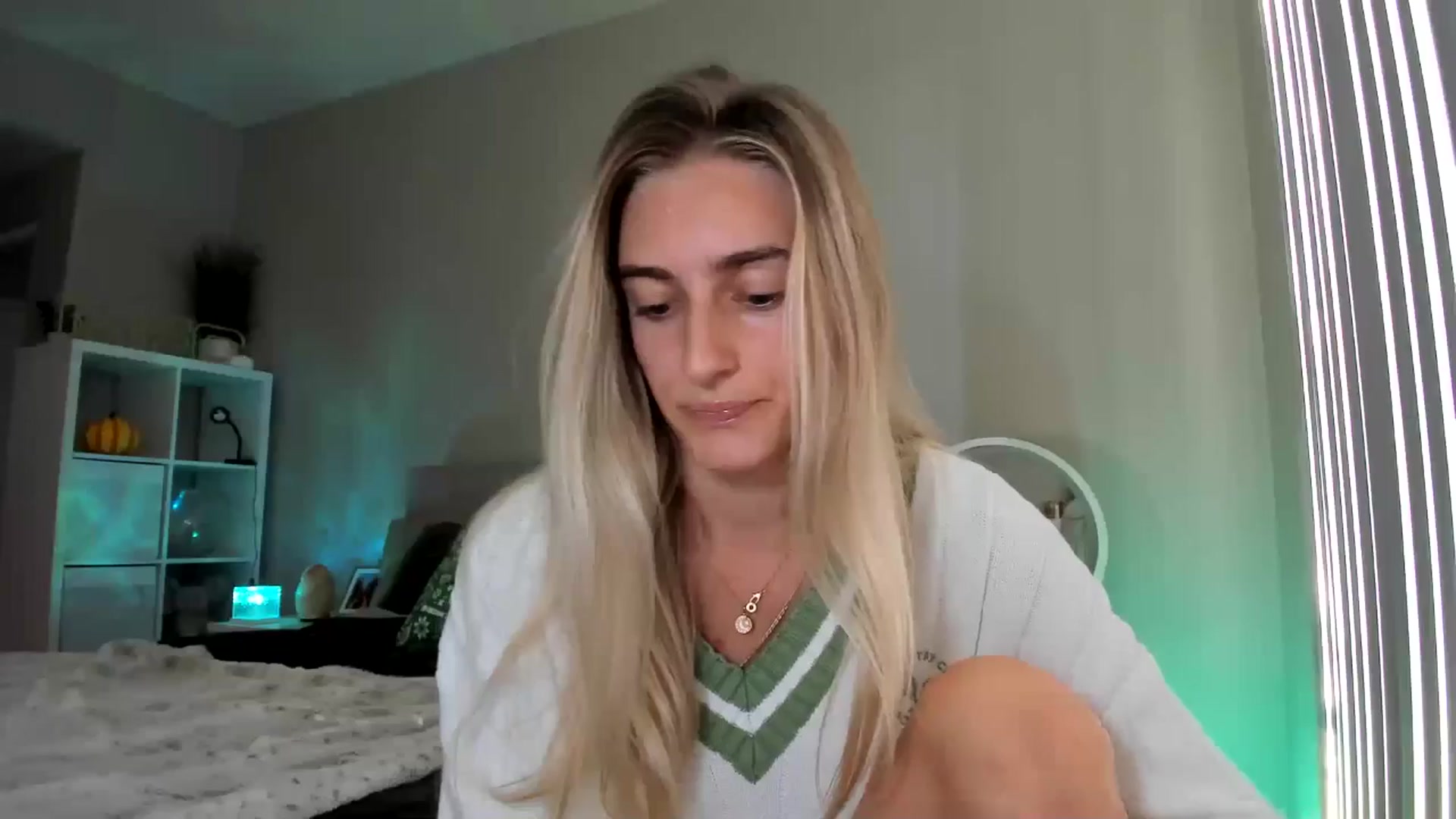 Gallery image thumbnail from Vodka_Queen's myfreecams stream on, 12/02/2025, 24:01 image 3 of 20