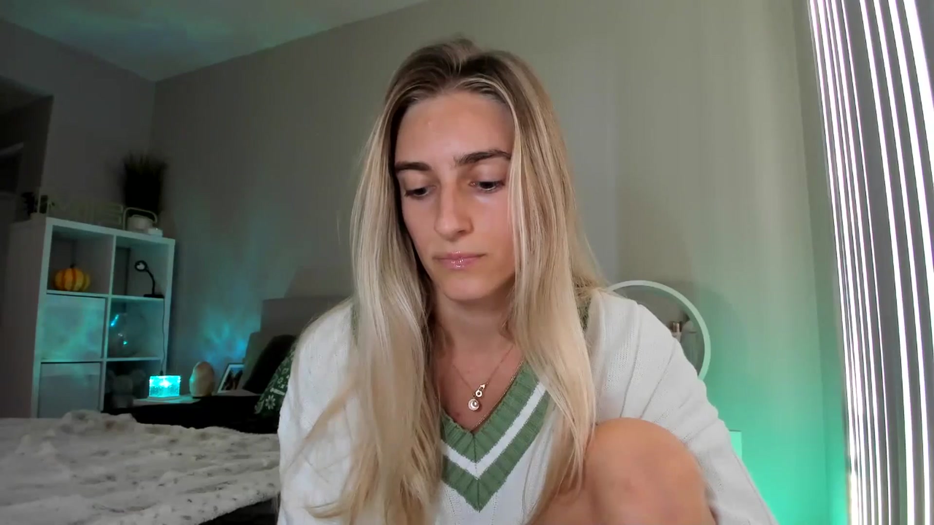 Gallery image thumbnail from Vodka_Queen's myfreecams stream on, 12/02/2025, 24:01 image 2 of 20