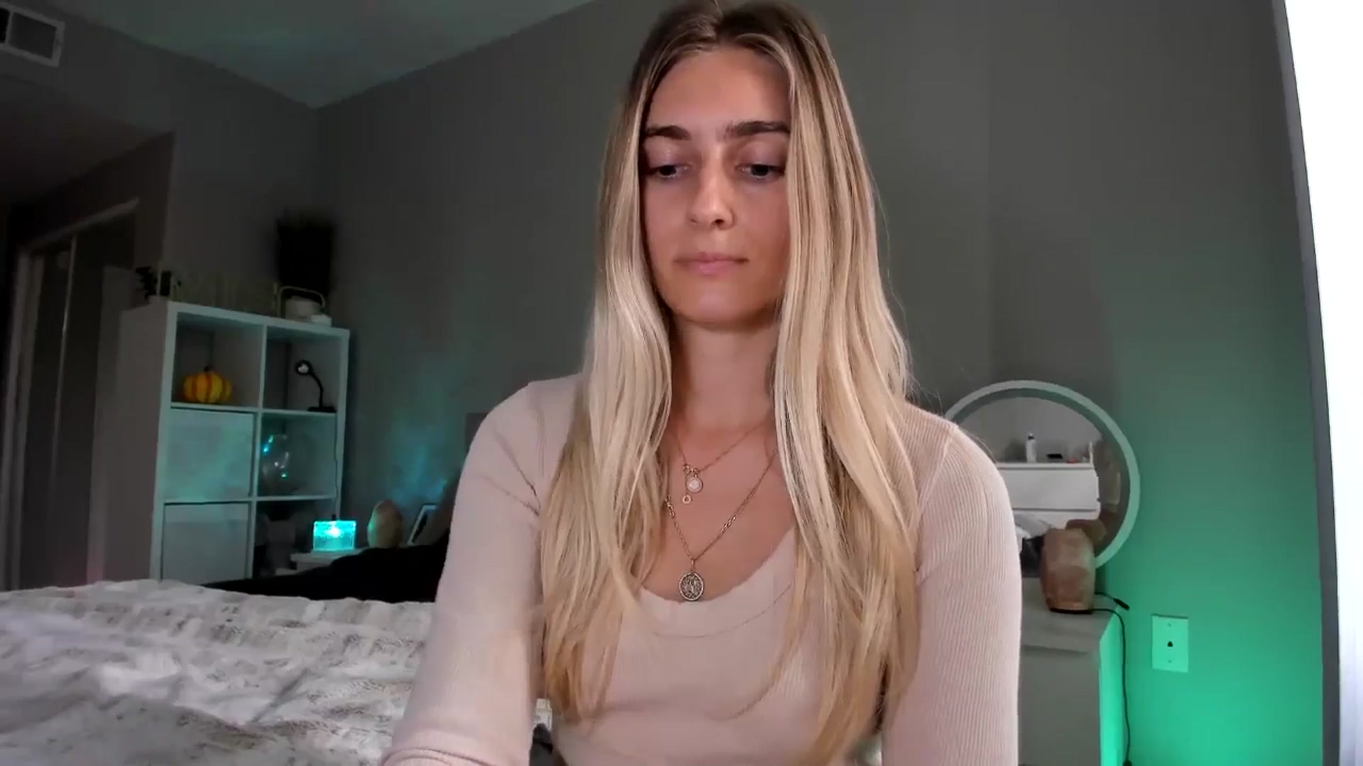 Gallery image thumbnail from Vodka_Queen's myfreecams stream on, 12/13/2025, 23:40 image 5 of 20